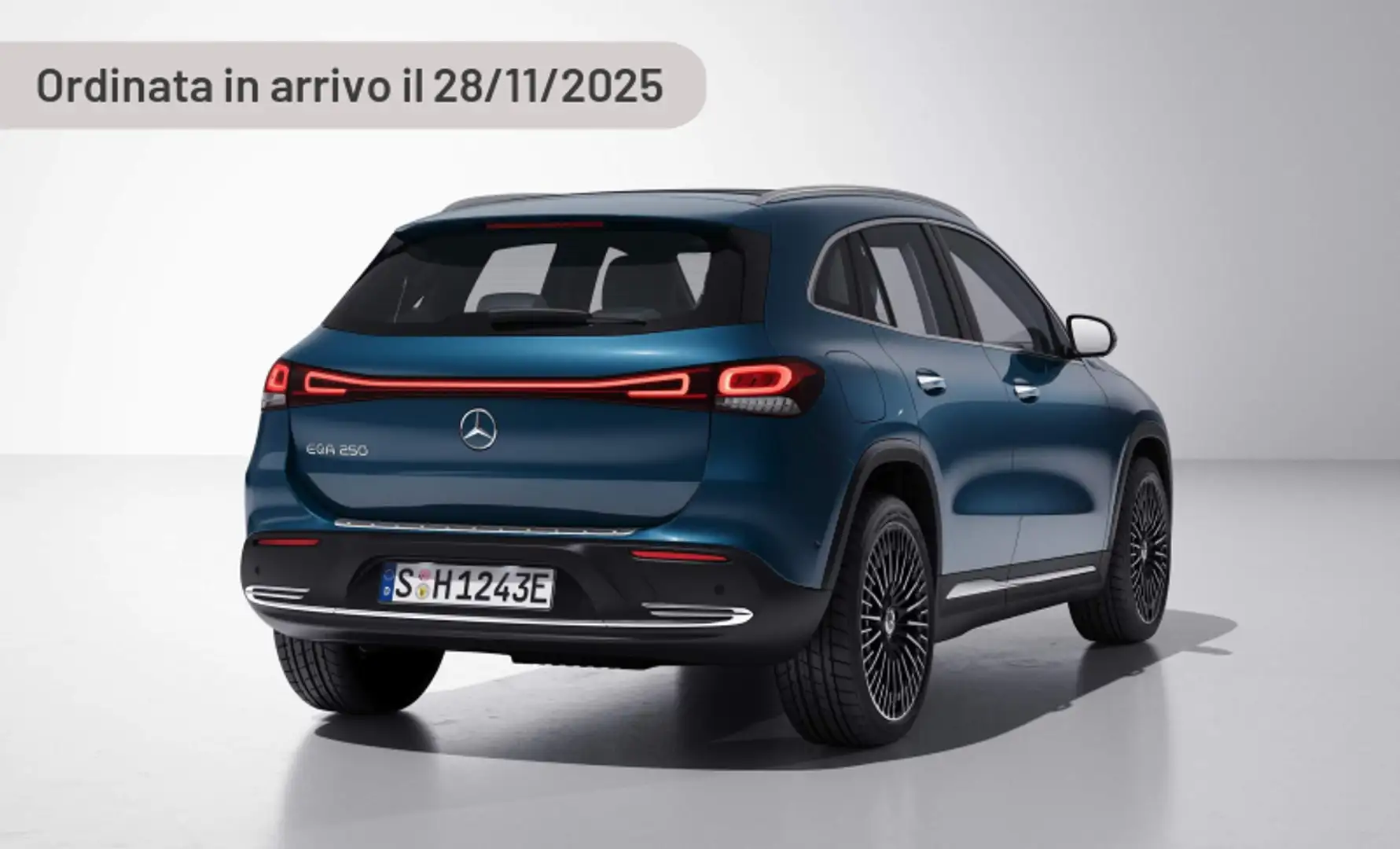 Mercedes-Benz EQA 300 300 4Matic Progressive Advanced Plus Plateado - 1