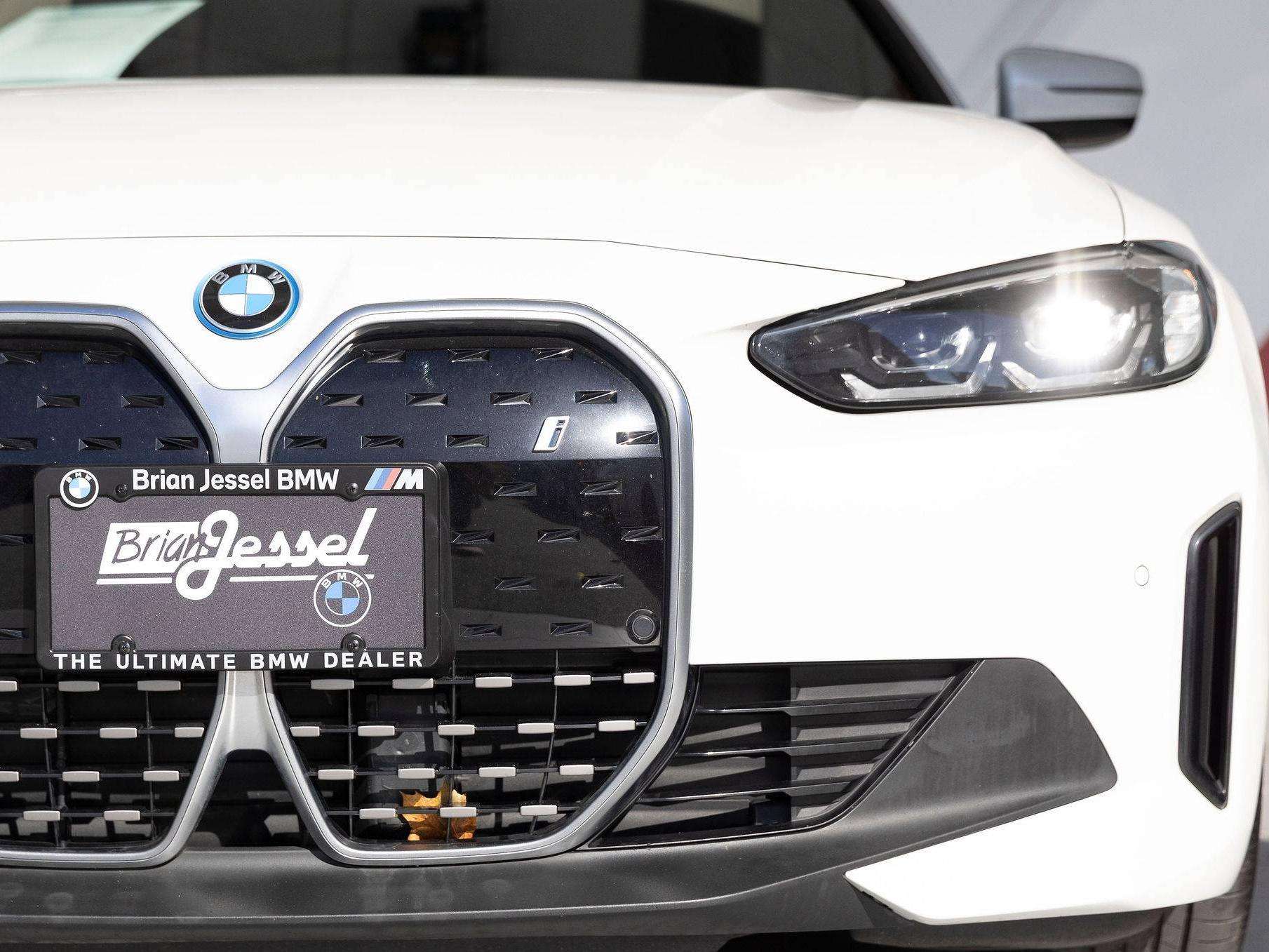 2023 BMW i4
