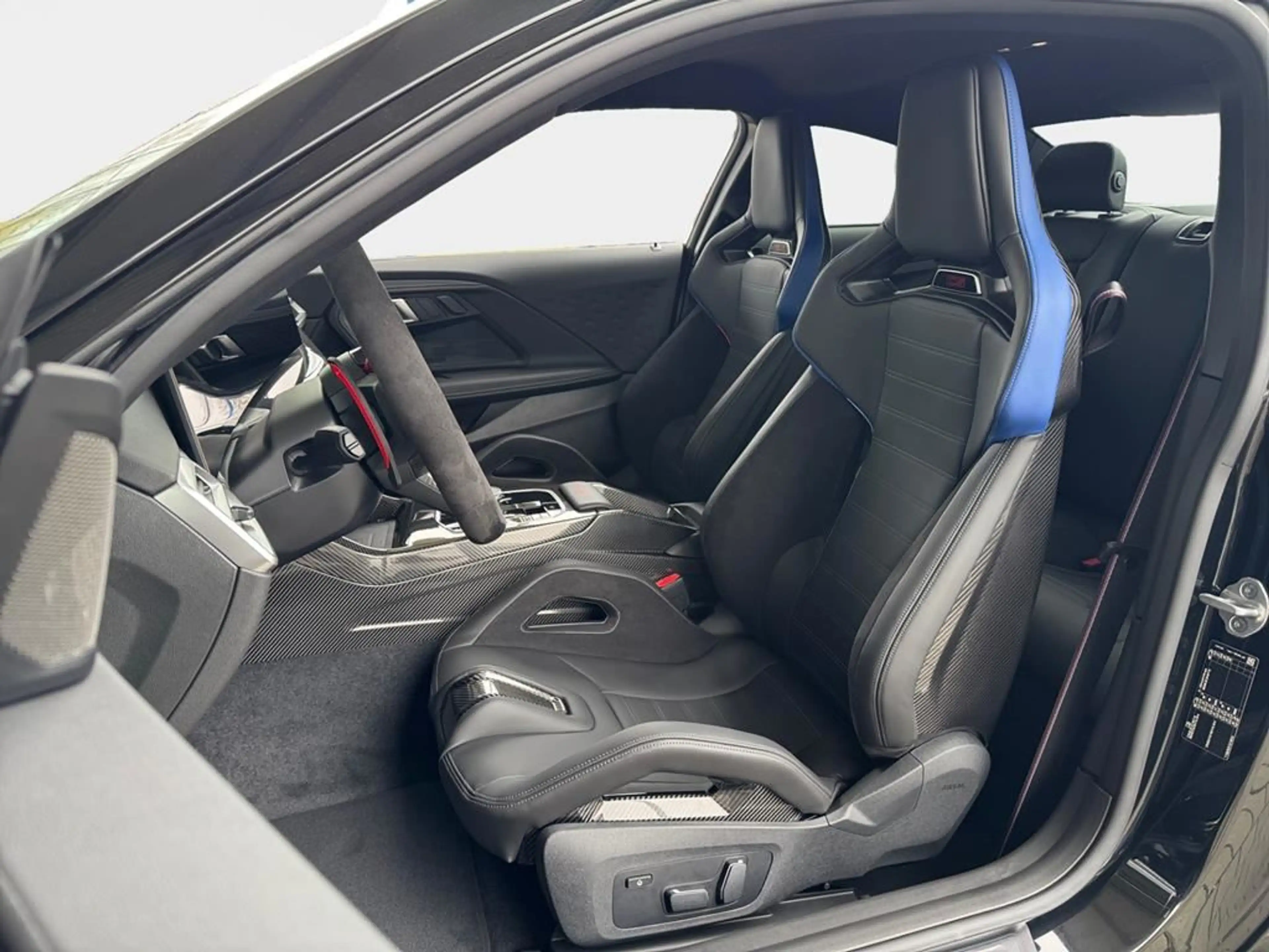 BMW M2 — photo 7