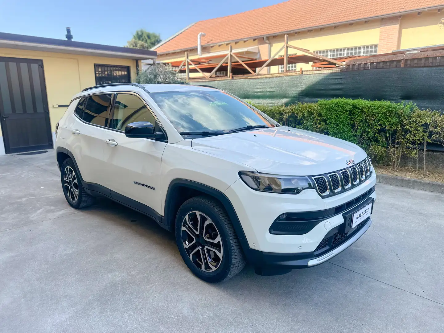 Jeep Compass Compass II 2021 1.3 turbo t4 phev Limited 4xe auto Bianco - 2