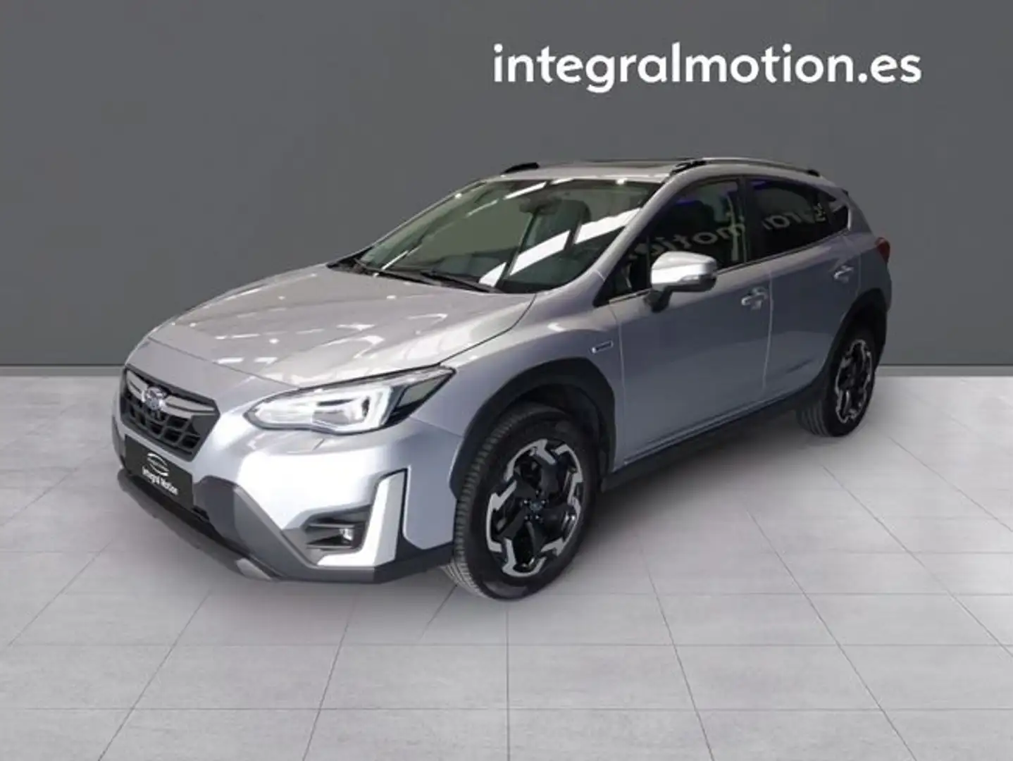 Subaru XV 2.0i Hybrid Executive Plus CVT Gris - 1