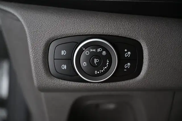 Ford Transit Custom view 28