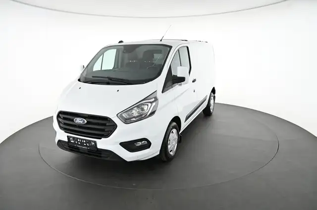 Ford Transit Custom view 11
