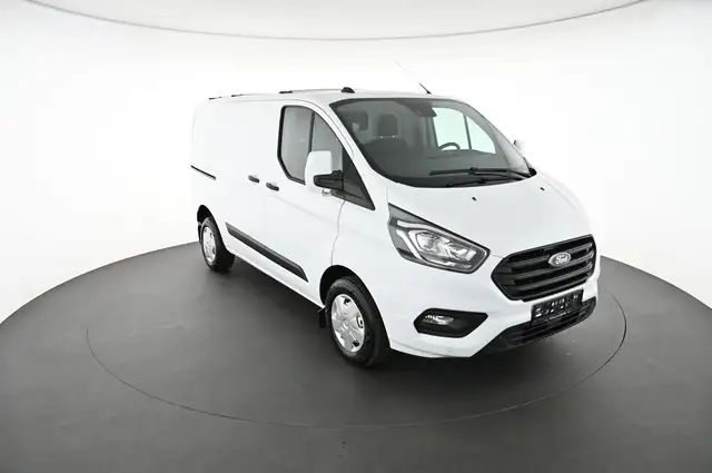 Ford Transit Custom view 10