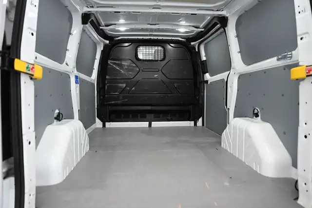 Ford Transit Custom view 21