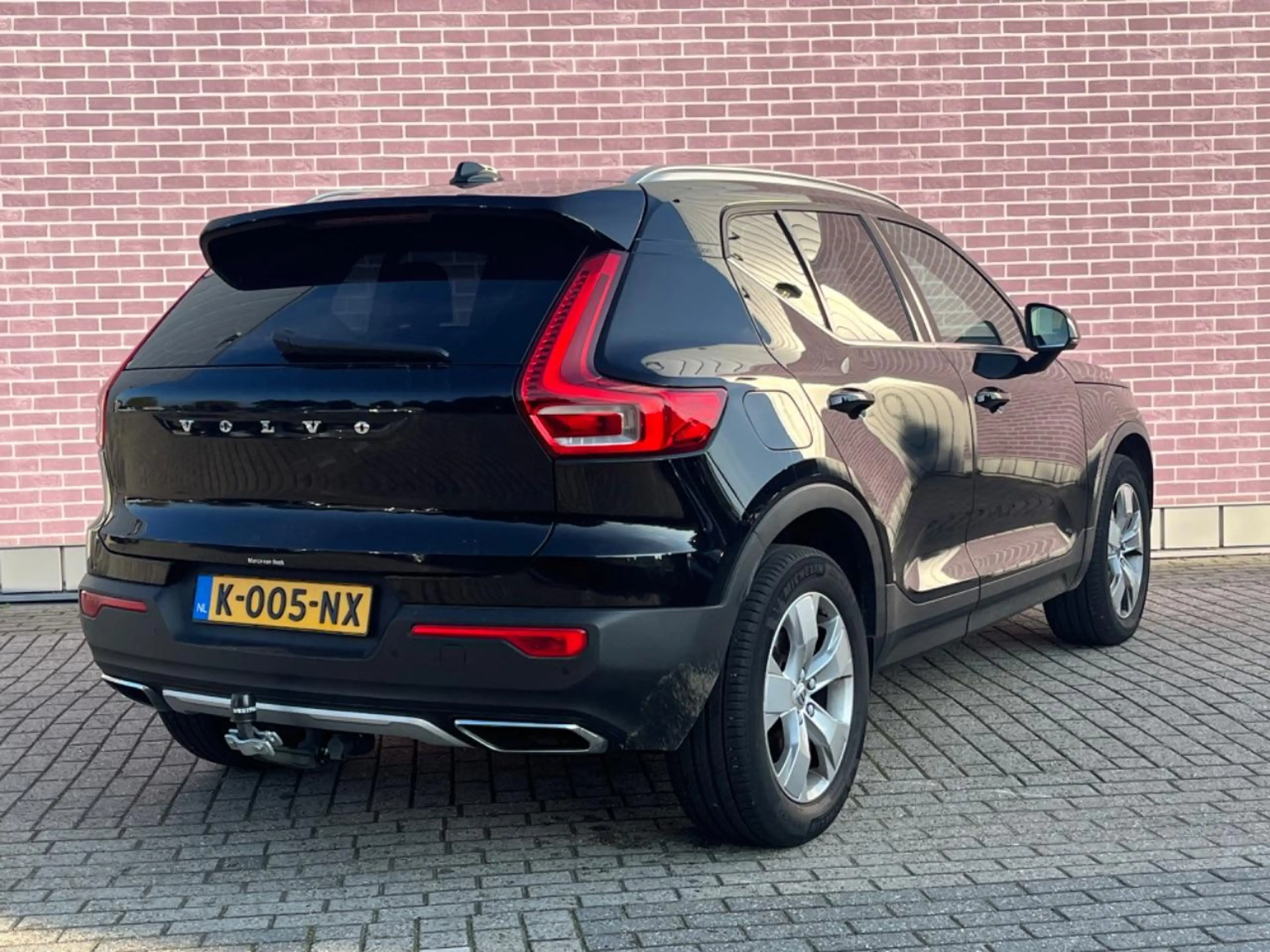 Volvo XC40 2.0 T4 Inscription | Trekhaak | Adaptieve cruise c — photo 4