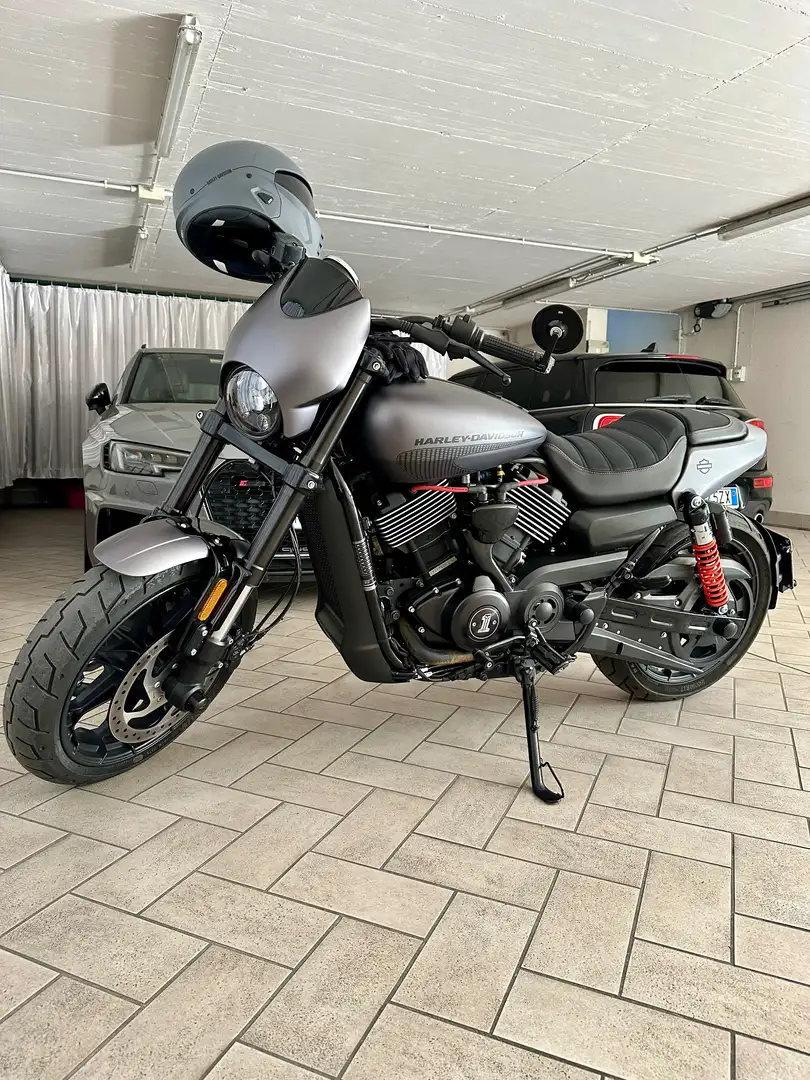 Harley-Davidson Street Rod 750 Grigio - 2