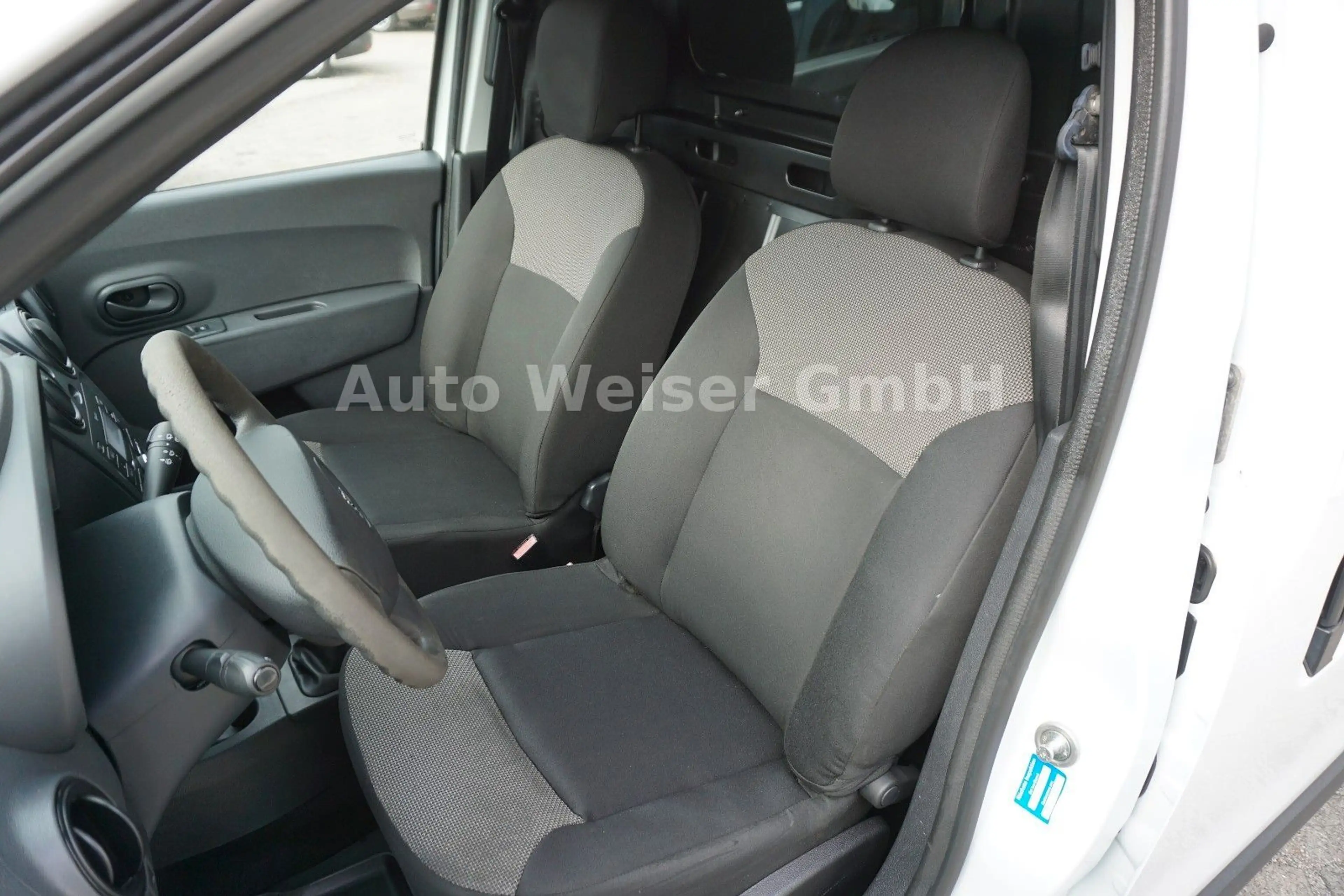 Dacia Dokker Kasten 2 Schiebetüren — photo 13