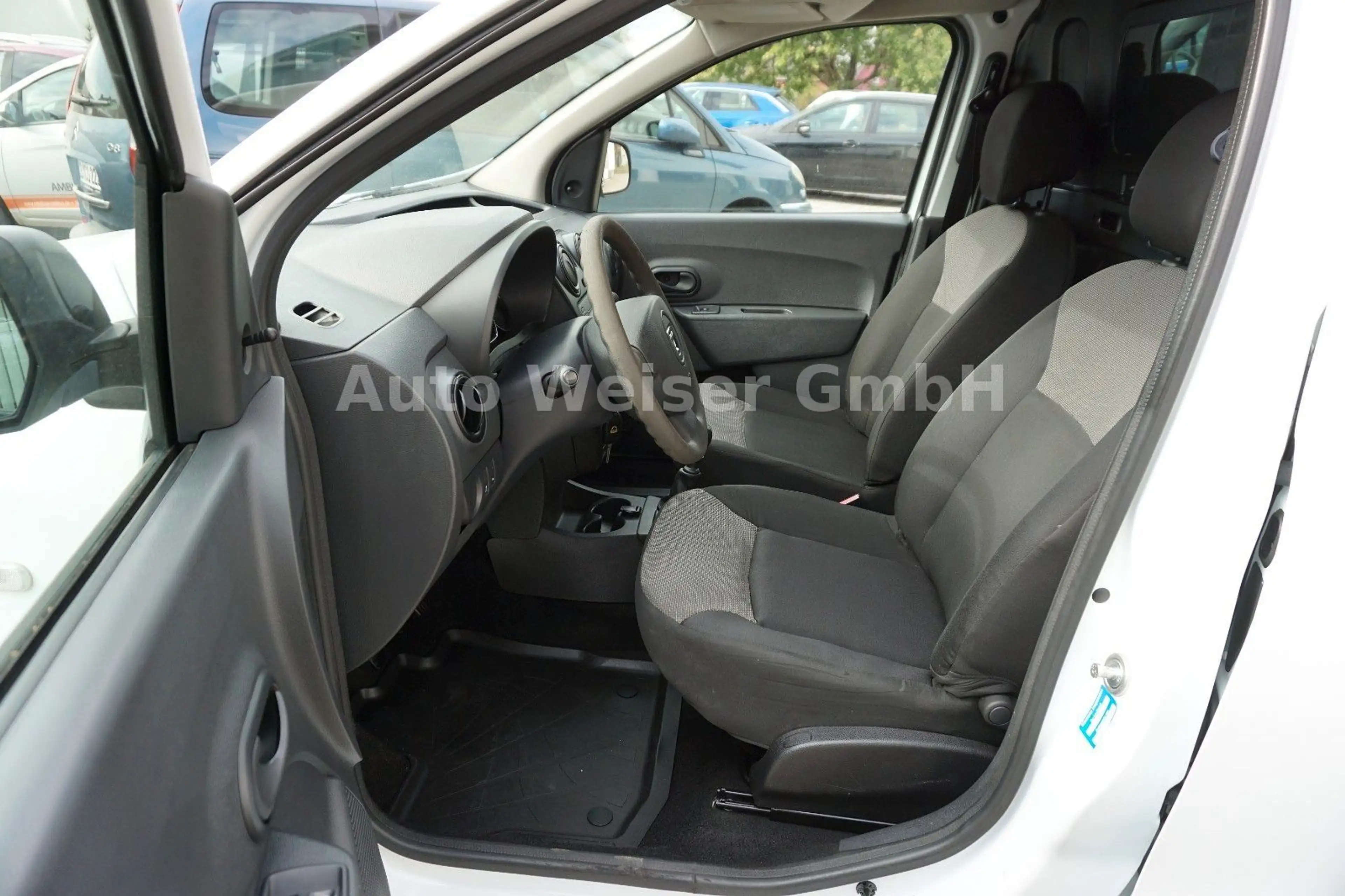 Dacia Dokker Kasten 2 Schiebetüren — photo 11