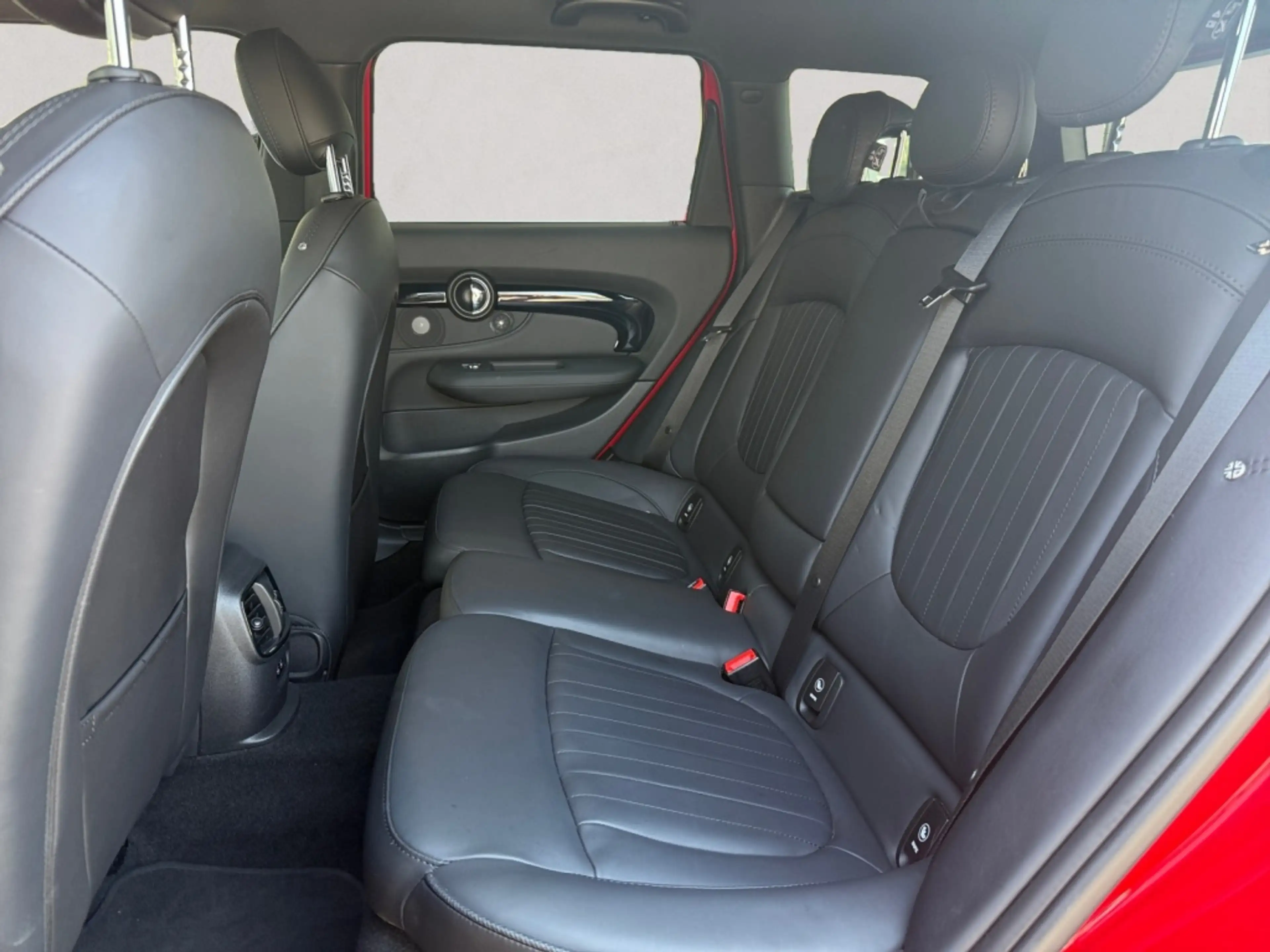 MINI Cooper Clubman 1.5 Business Edition | H&K | leer | head-up | trek — photo 12