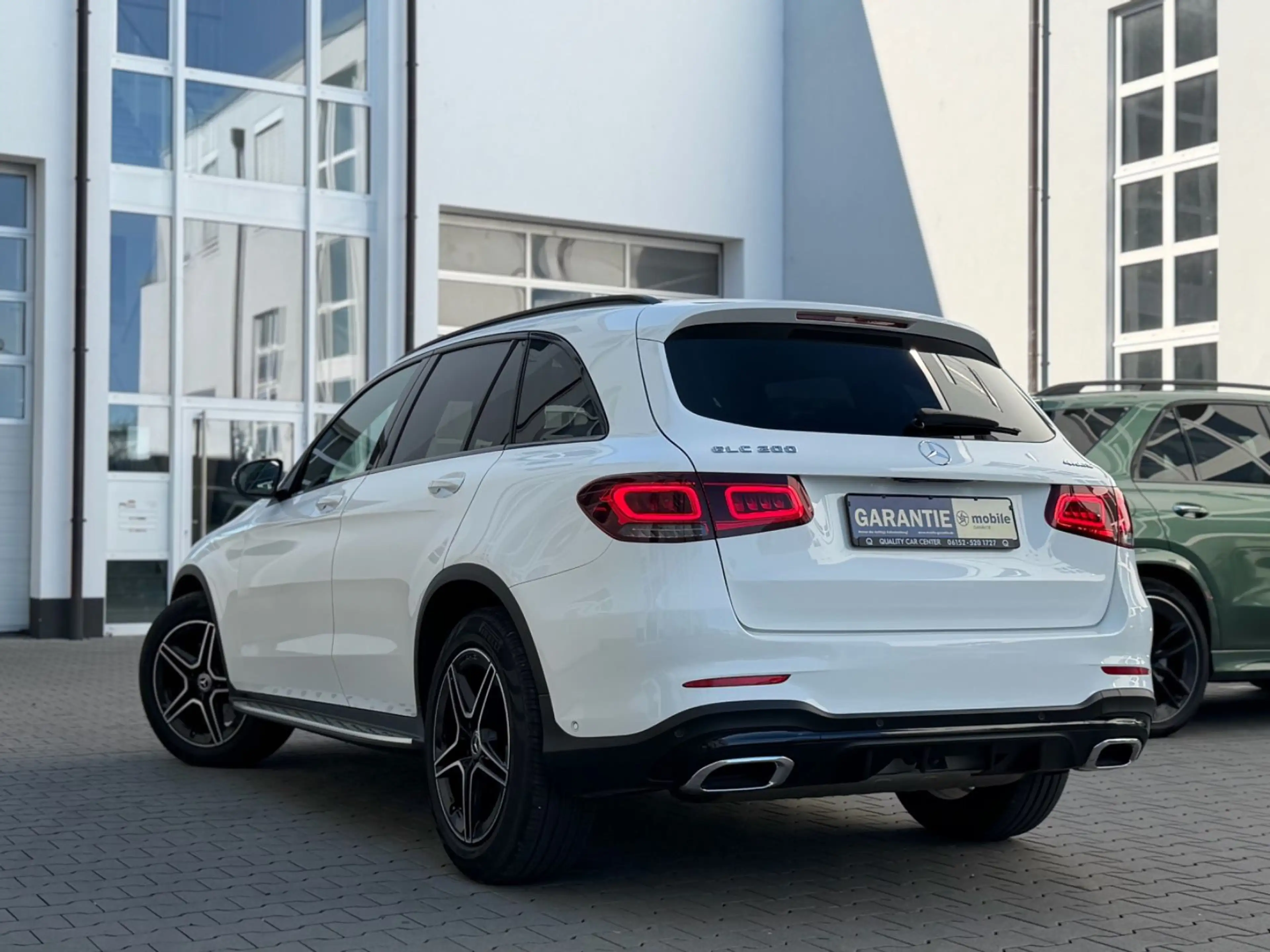 Mercedes-Benz GLC 200 9G 4Matic Mild- AMG*PANO*KAME*1HAND* — photo 3