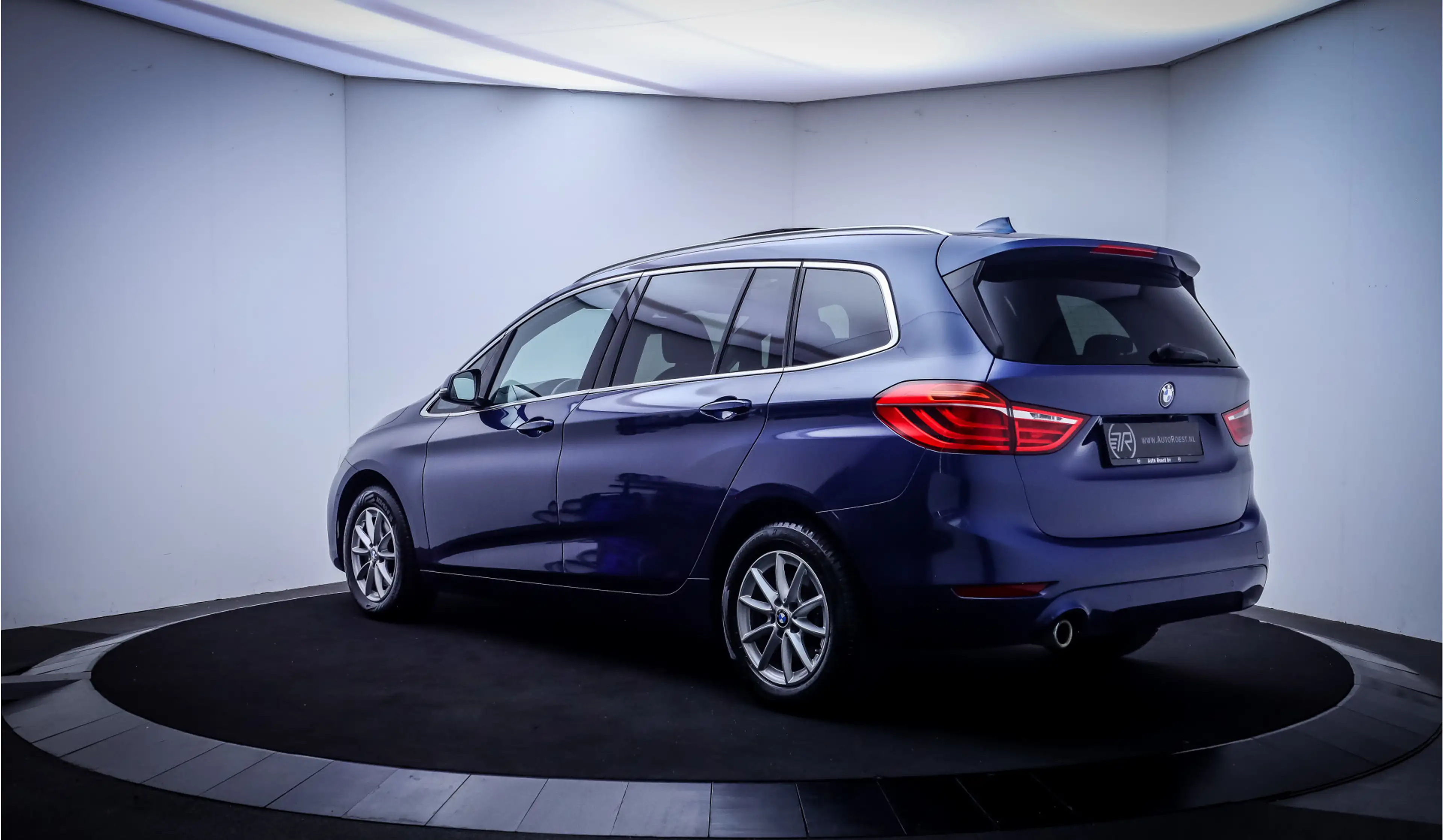 BMW 218 2-serie Gran Tourer 218iA 7p LUXURY Shadow Line PA — photo 8