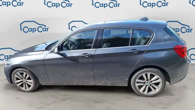 BMW 1 Series view 2