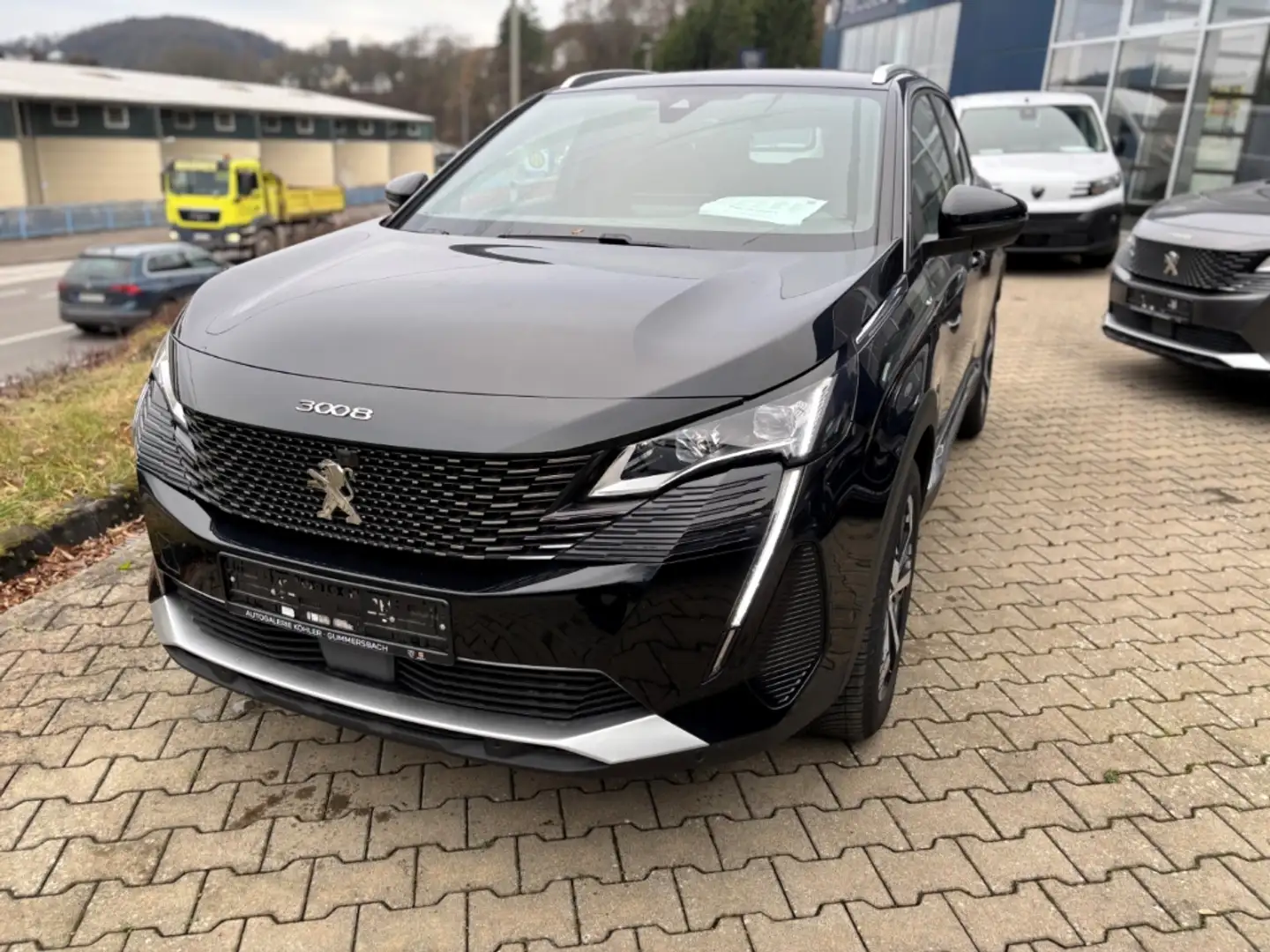 Peugeot 3008 GT PureTech 130 PS EAT8, Navi, Sitzhzg. 360 Grad K Noir - 2