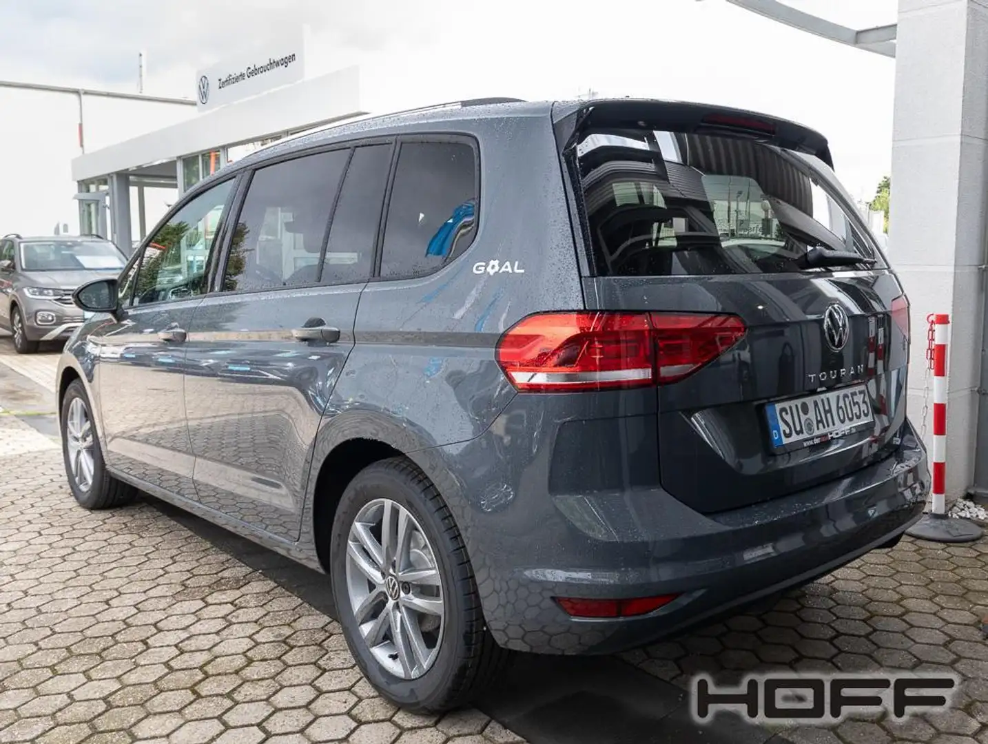 Volkswagen Touran 1.5 TSI DSG Comfortline GOAL Kamera Navigation 7-S Grau - 2