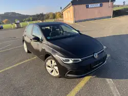 Volkswagen Golf Style eTSI - fotografija vozila