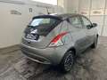 Lancia Ypsilon 1.0 FireFly 5 porte S&S Hybryd Gold tua 159,00 al Grijs - thumbnail 3