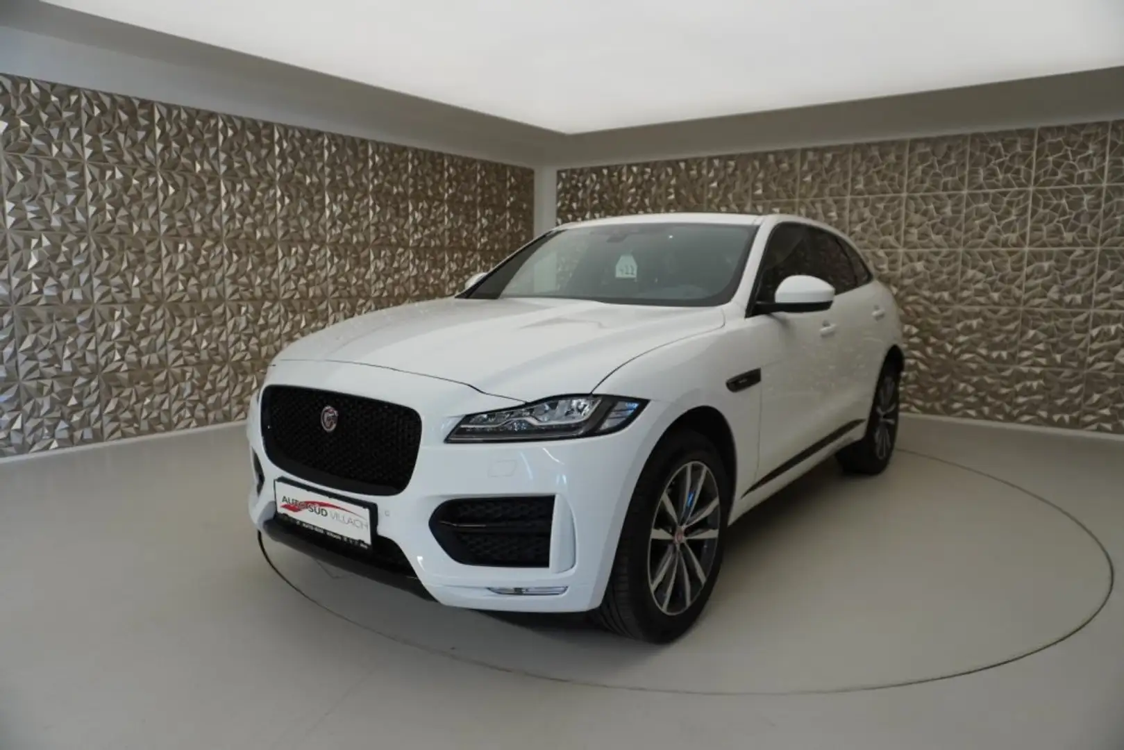 Jaguar F-Pace 25d AWD R Sport Weiß - 2