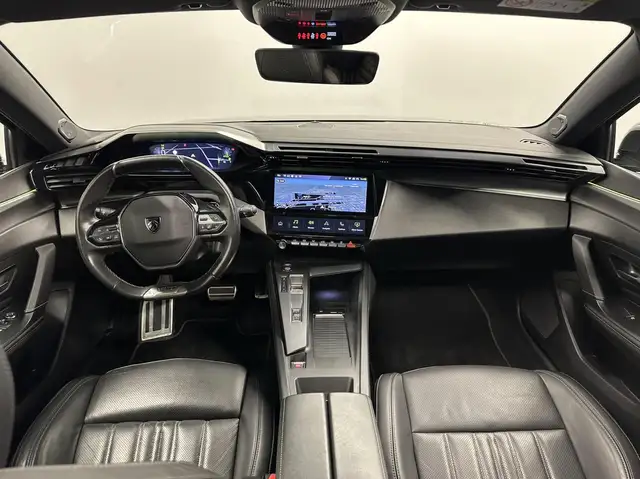 Peugeot 308 view 2