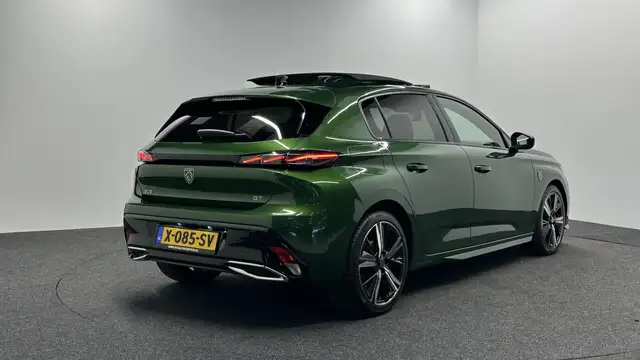 Peugeot 308 view 5