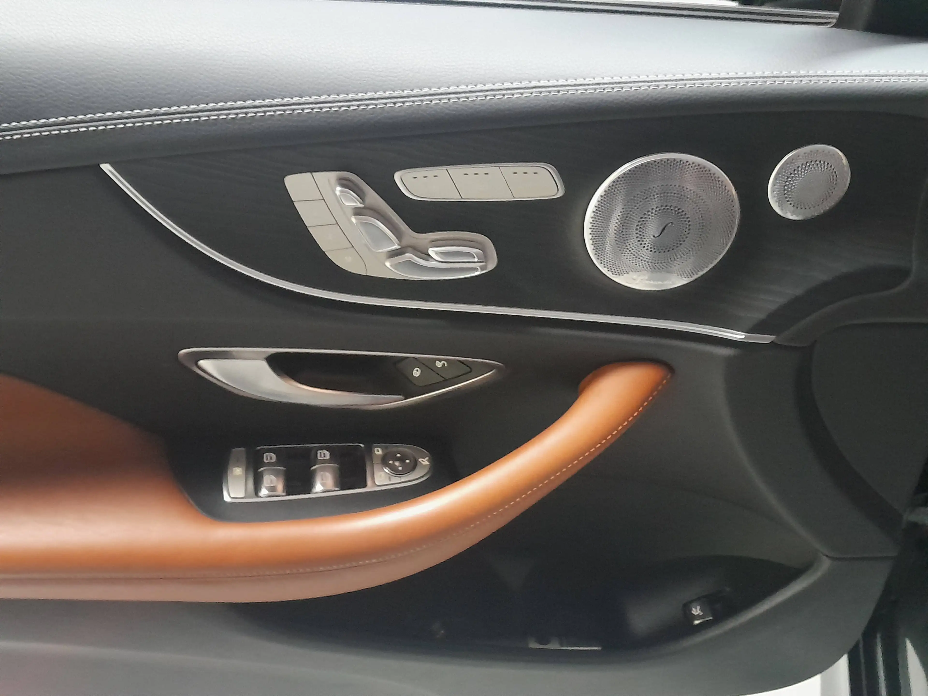 Mercedes-Benz E 53 AMG Cabriolet E 53 AMG 4-Matic  (EU6d-TEMP) — photo 11