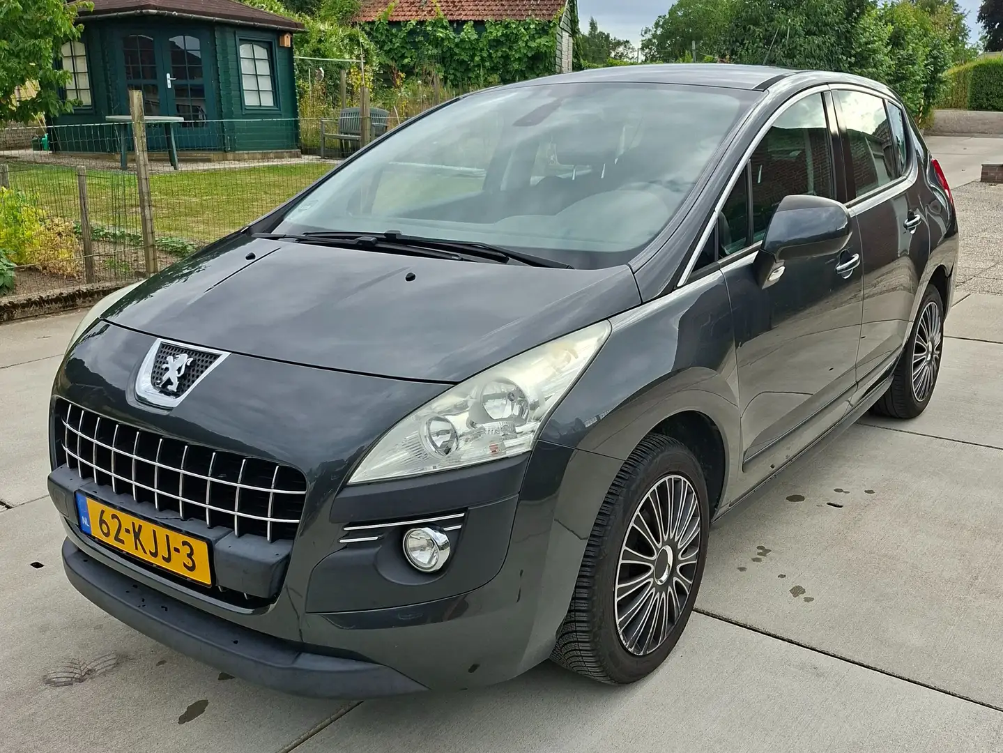 Peugeot 3008 3008 1.6 VTi ST Grijs - 1