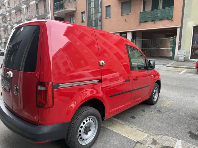 Volkswagen Caddy furgone 4x4