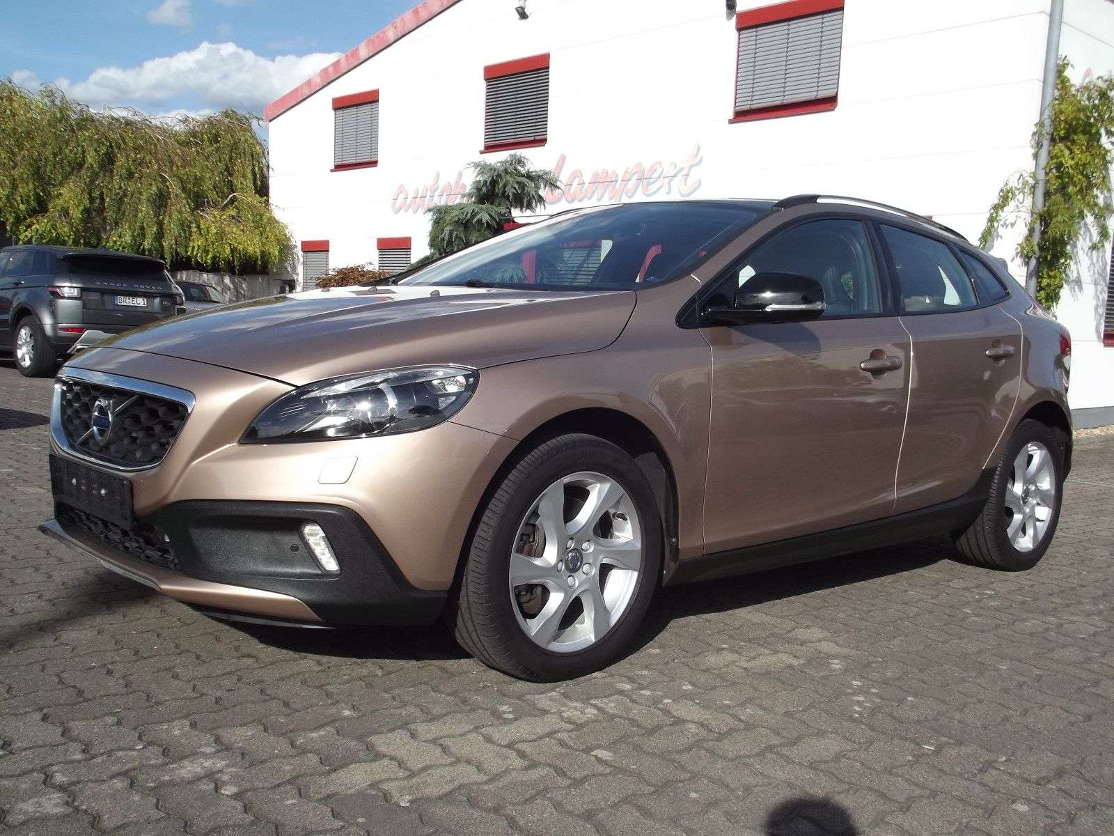 Volvo V40