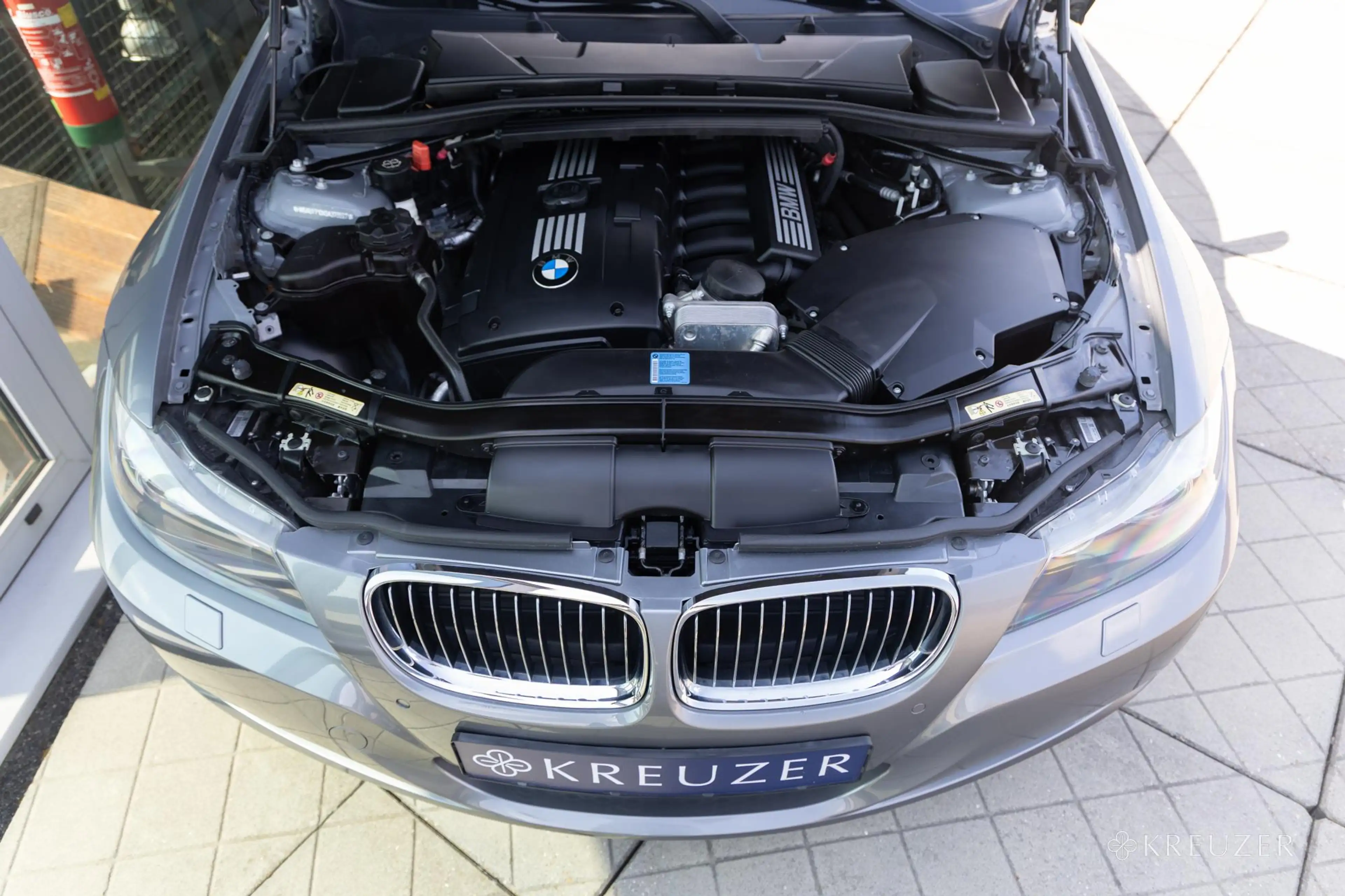 BMW 325 3-serie Touring 325i Executive | Memory Seats | Ad — photo 9