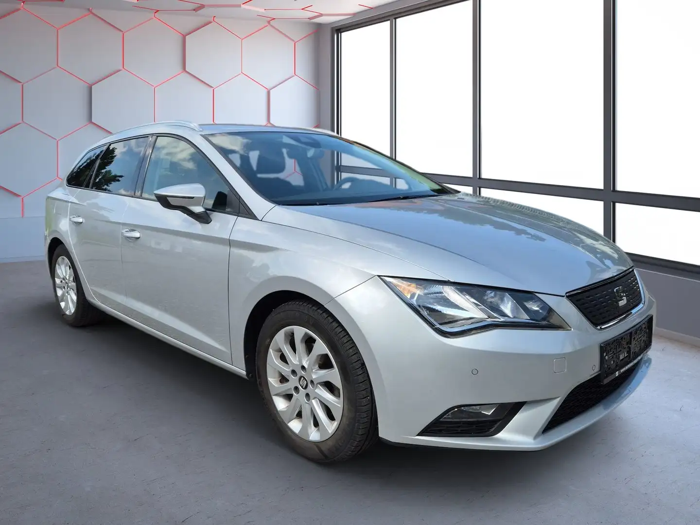 SEAT Leon Style 1,6 TDI CR Start-Stop Silber - 2