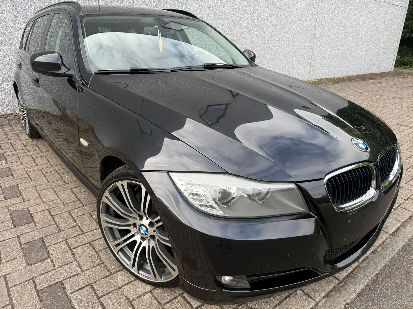 BMW 316 Touring 316d grand GPS jante 19p garantie 12Mois Zwart - 2
