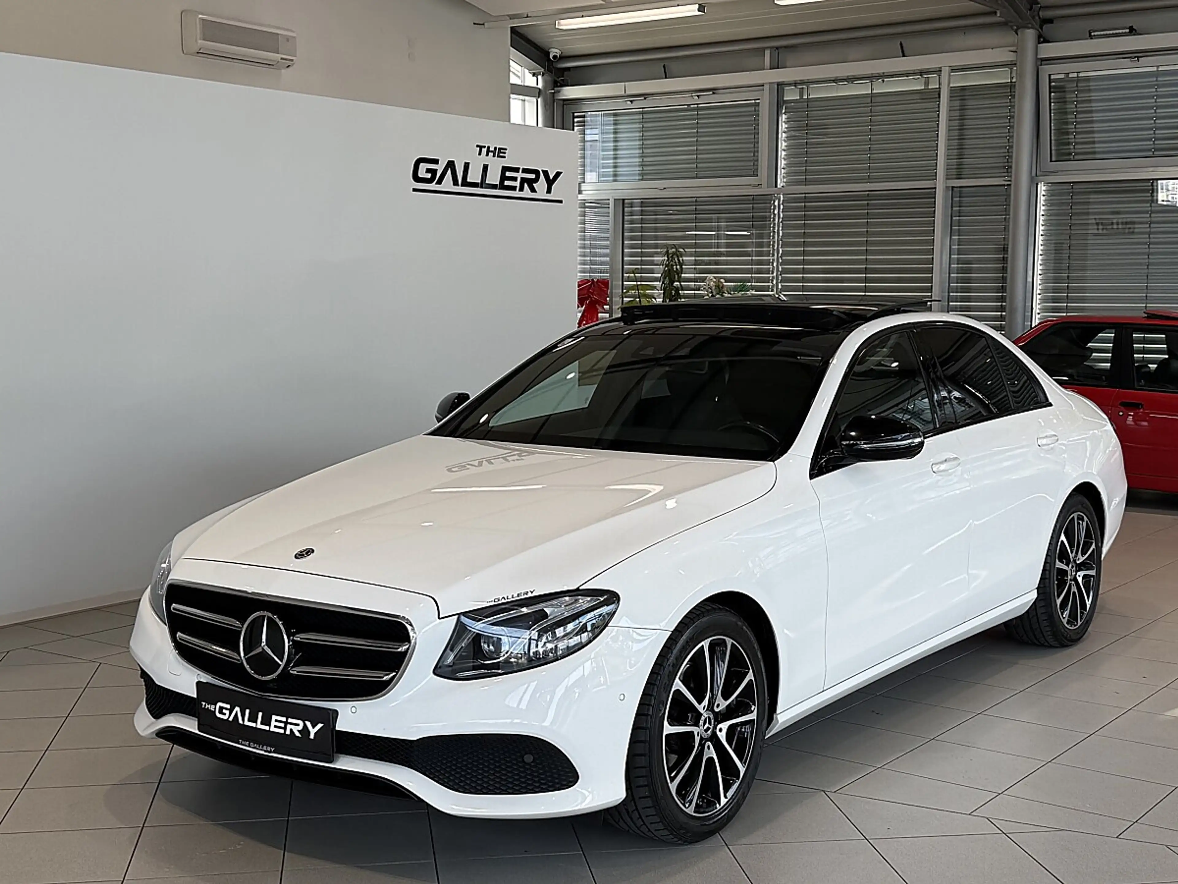 Mercedes-Benz E 220 d Aut.*Panorama*Spur*Totwinkel*Head-Up