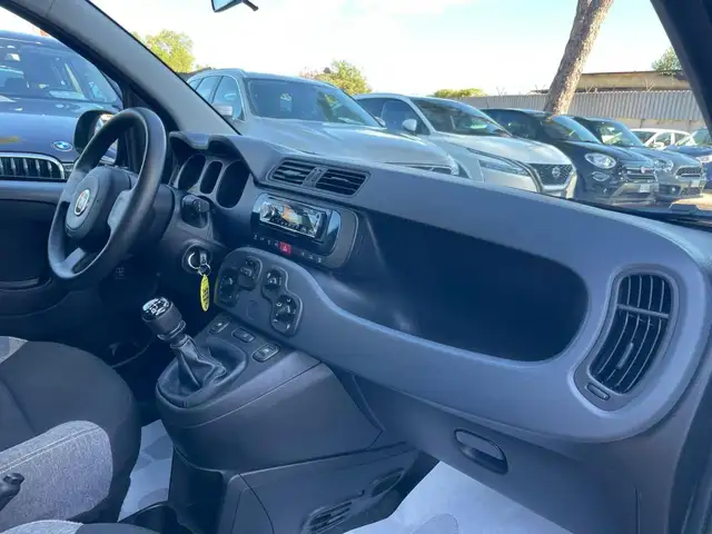 Fiat Panda view 12