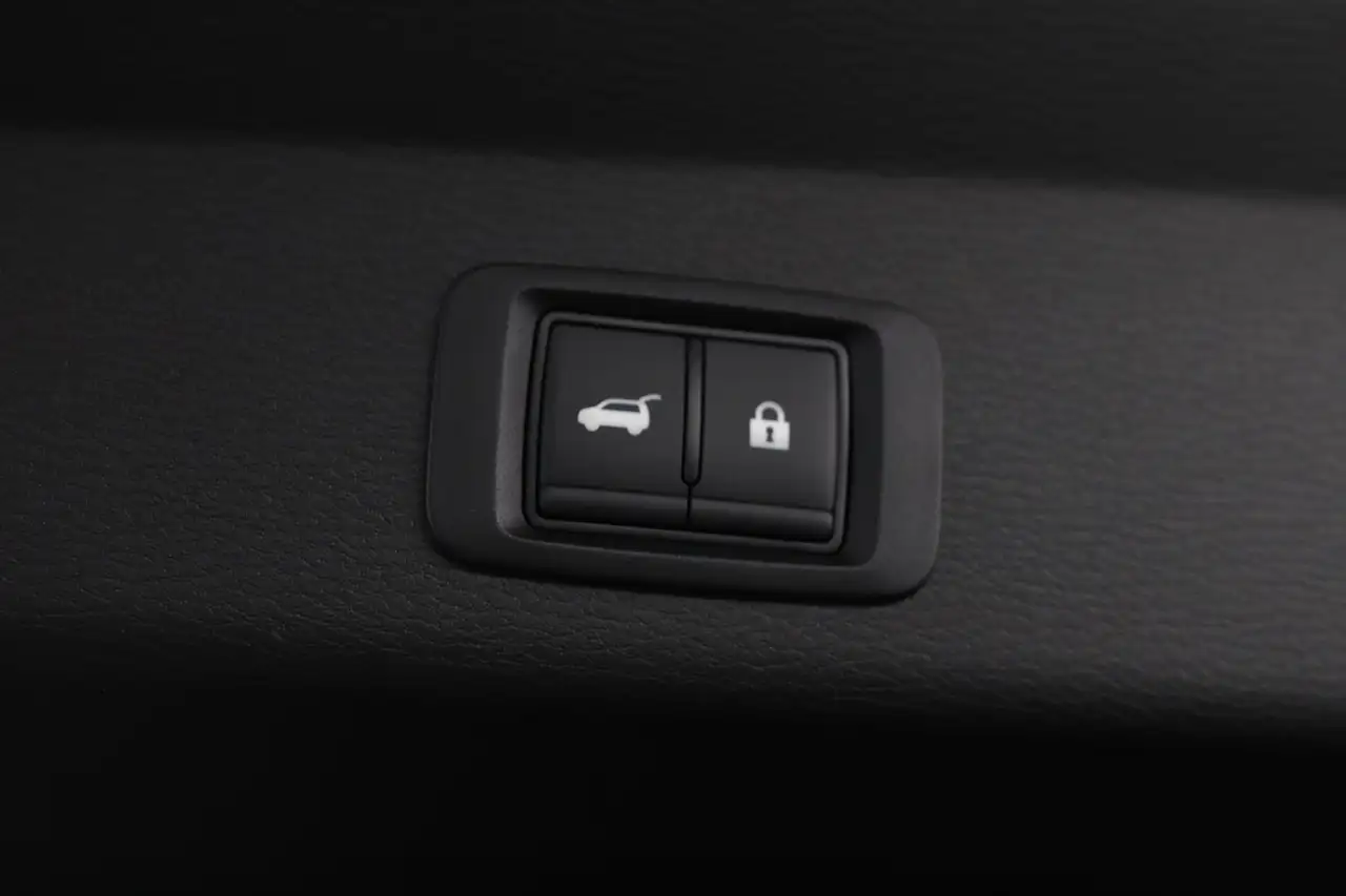 Mitsubishi Outlander снимка Mitsubishi Outlander