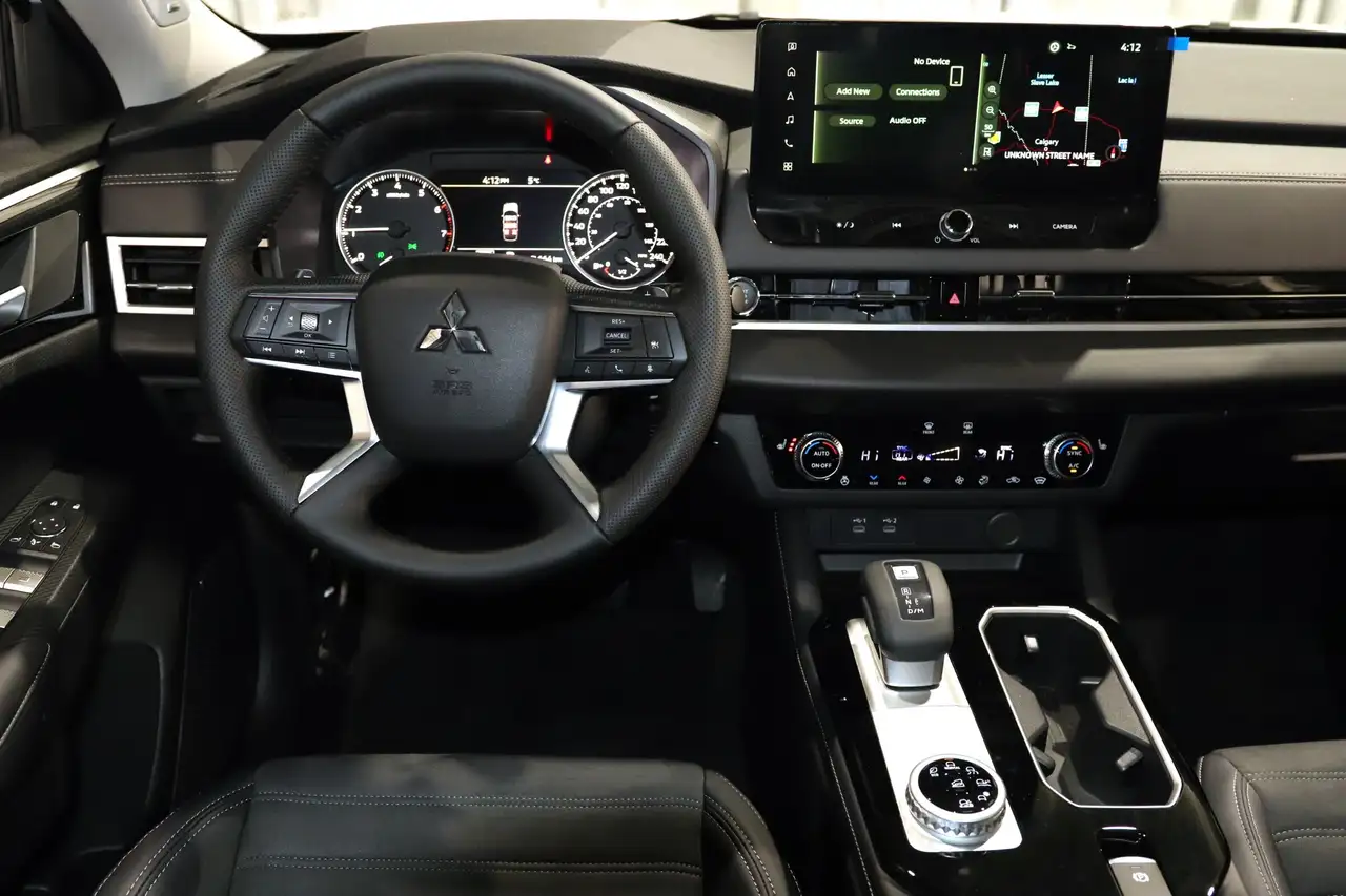 Mitsubishi Outlander снимка Mitsubishi Outlander
