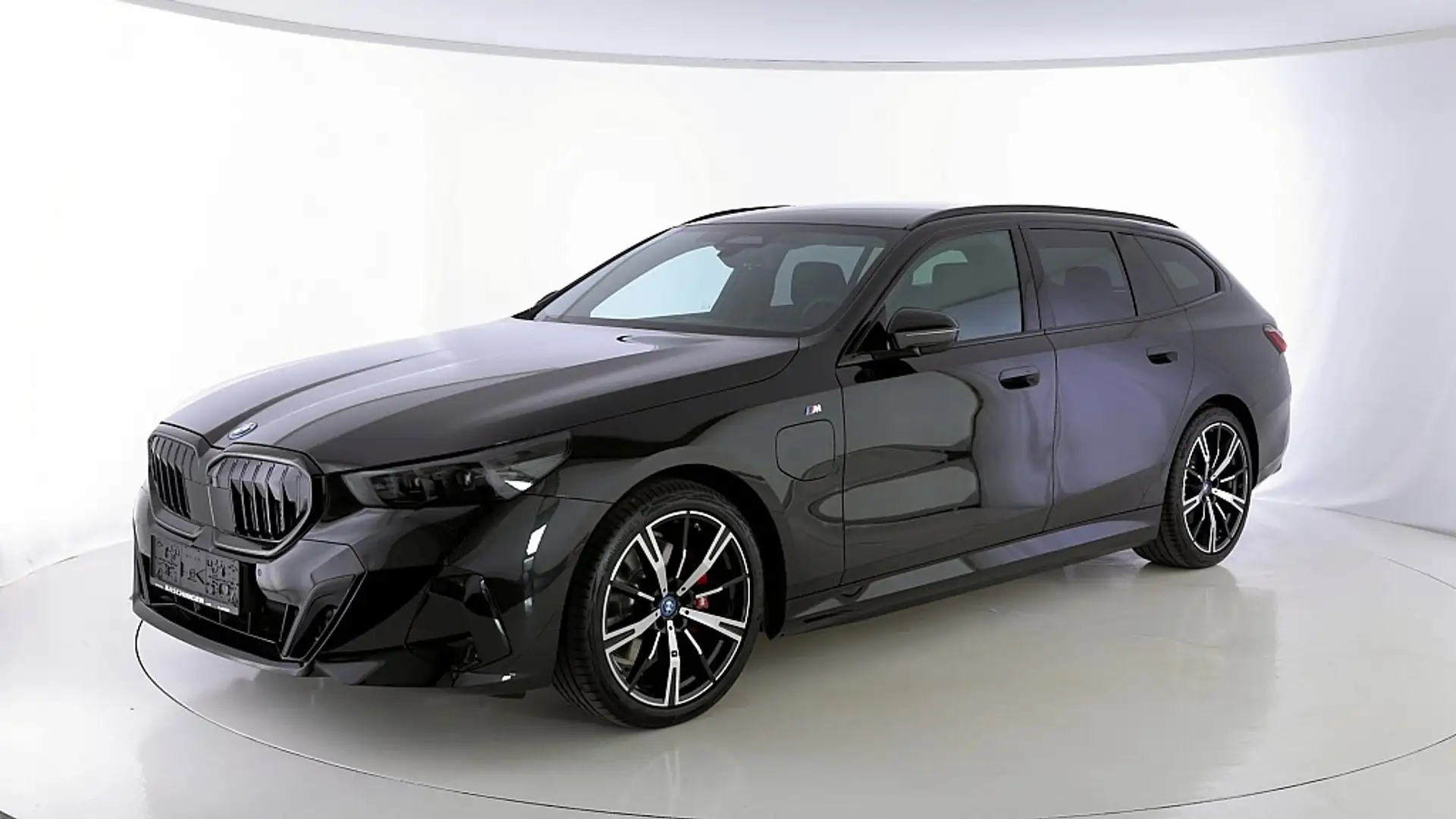 BMW 530 e Touring PHEV xDrive Aut. Schwarz - 1
