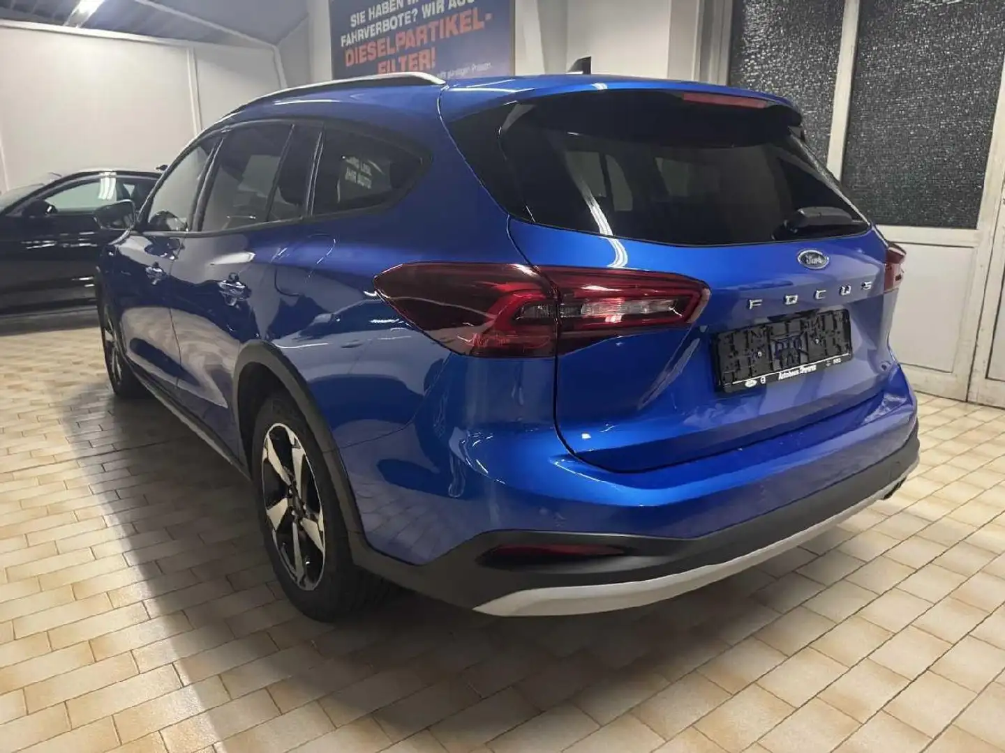 Ford Focus Active X - 2