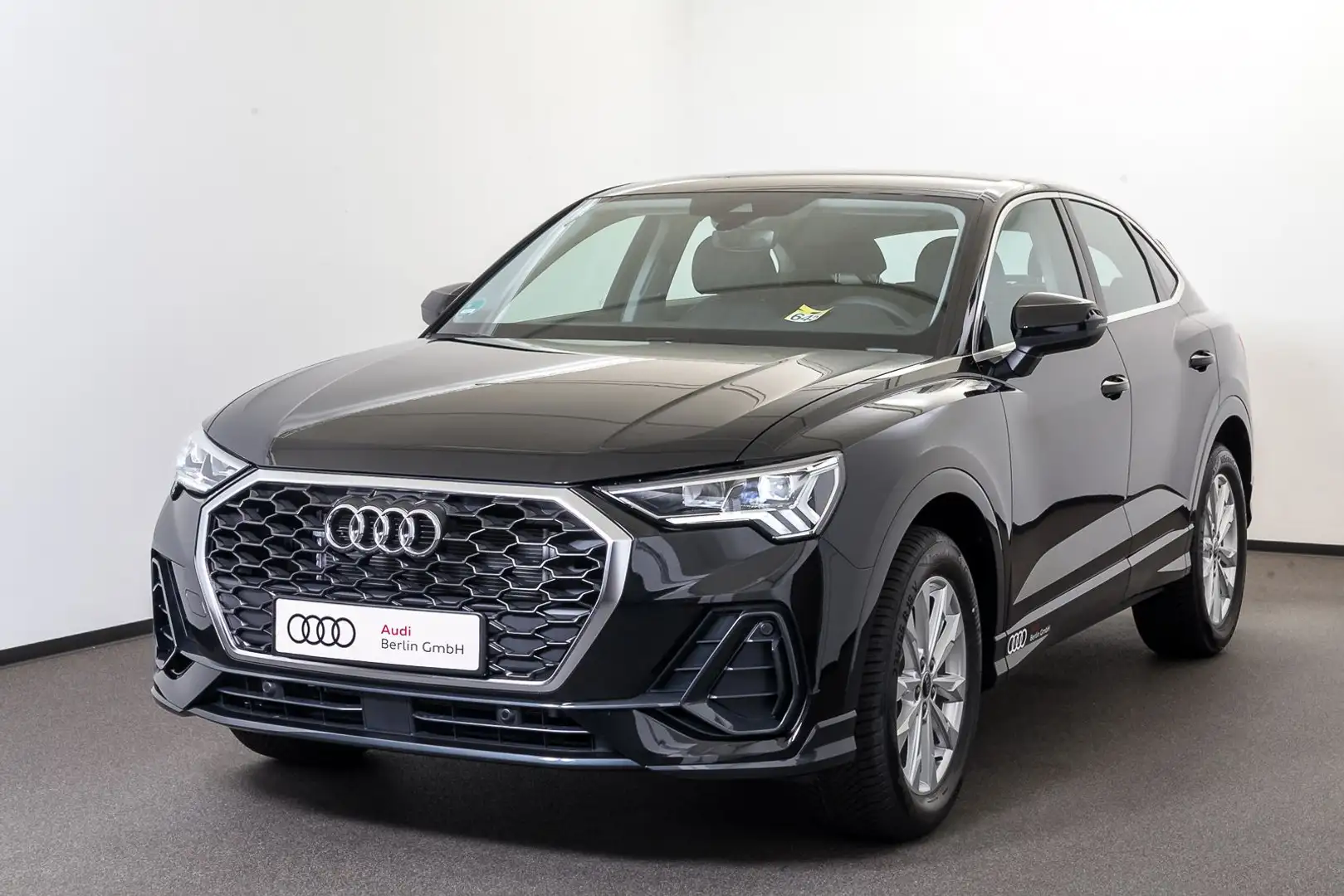Audi Q3 35 TFSI S tronic Schwarz - 2