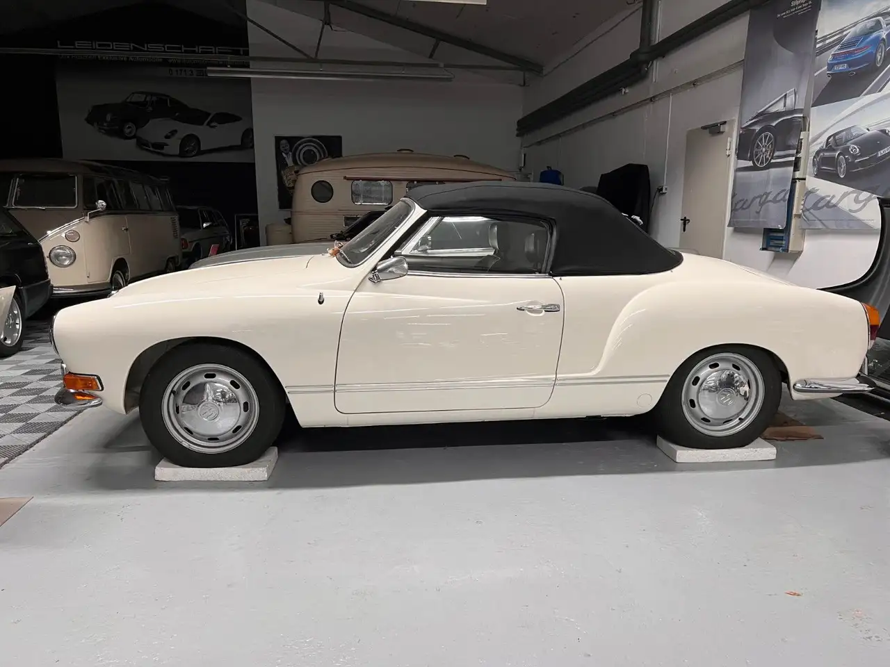 Volkswagen Karmann Ghia Cabrio, Vollrestauration, foto 1