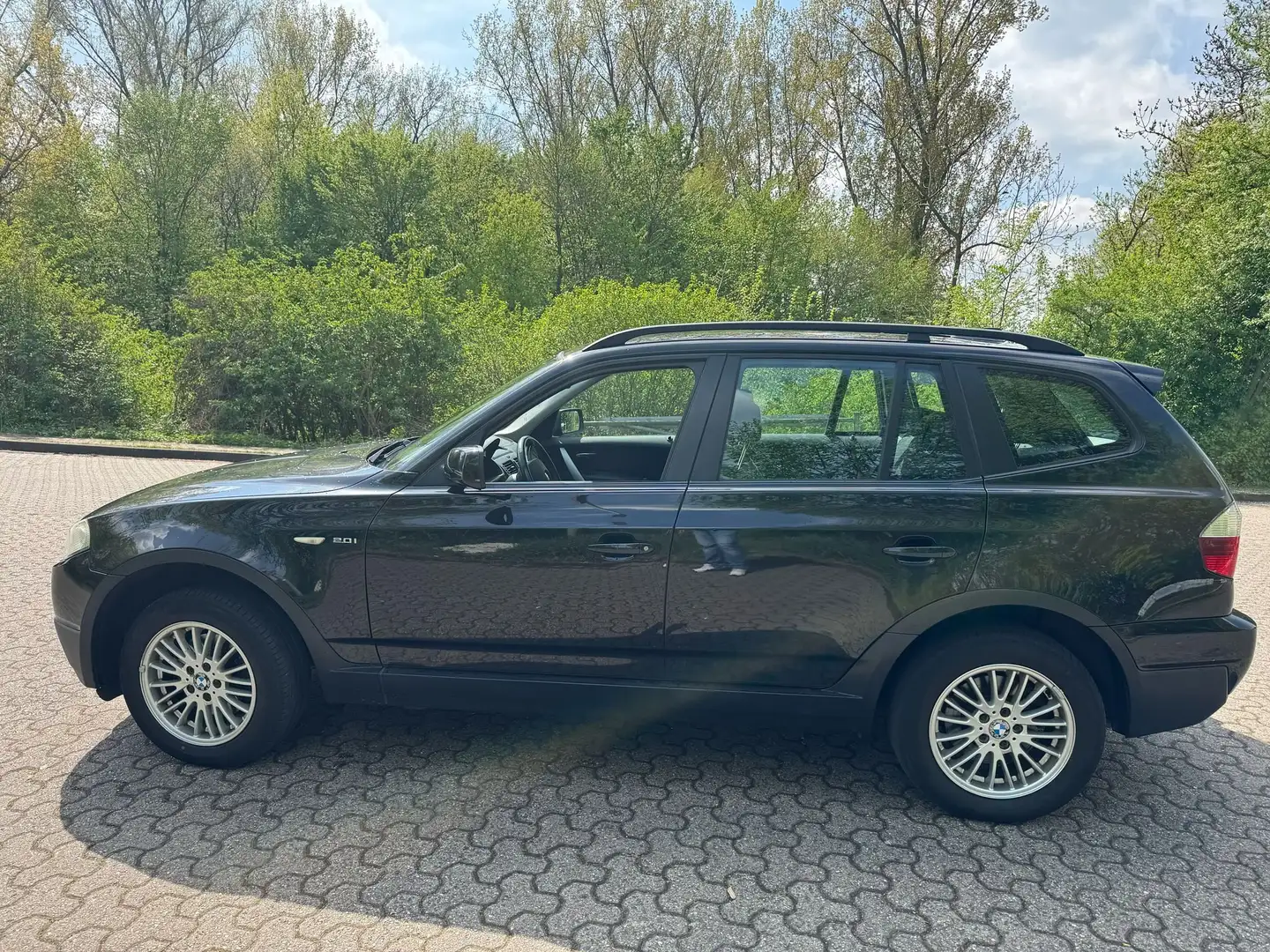 BMW X3 X3 xDrive20i Schwarz - 2