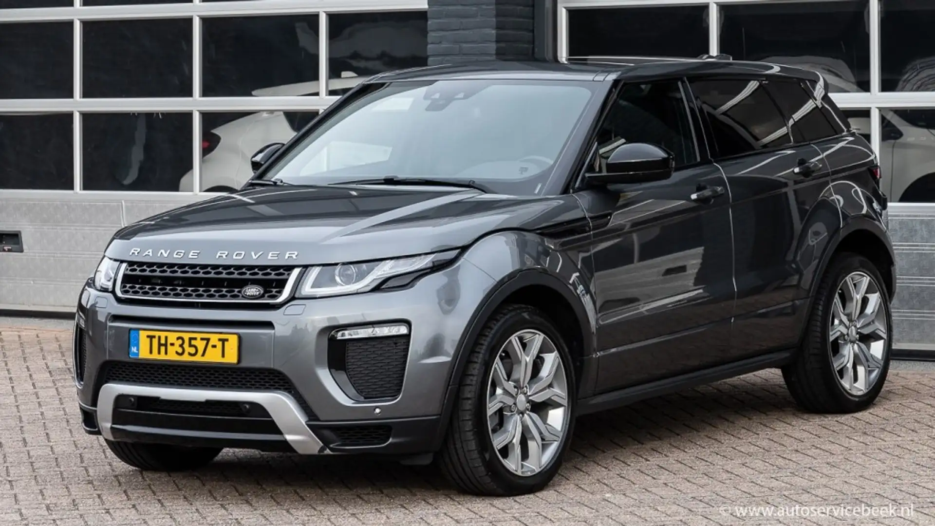 Land Rover Range Rover 2.0 SI4 HSE DYNAMIC Grijs - 1