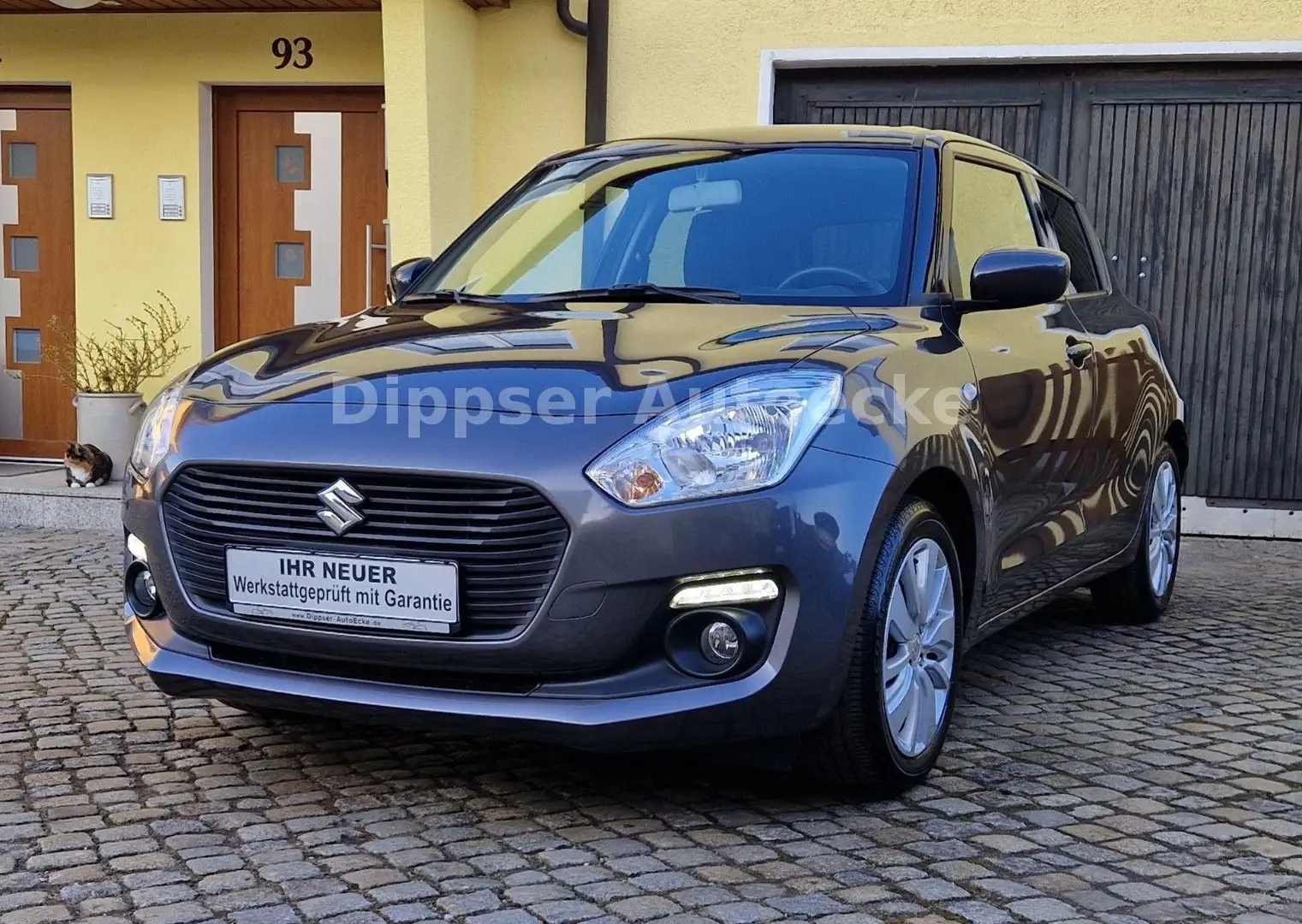 Suzuki Swift "Comfort"_Klima_Sitzh_Android_8 fach... Grau - 1