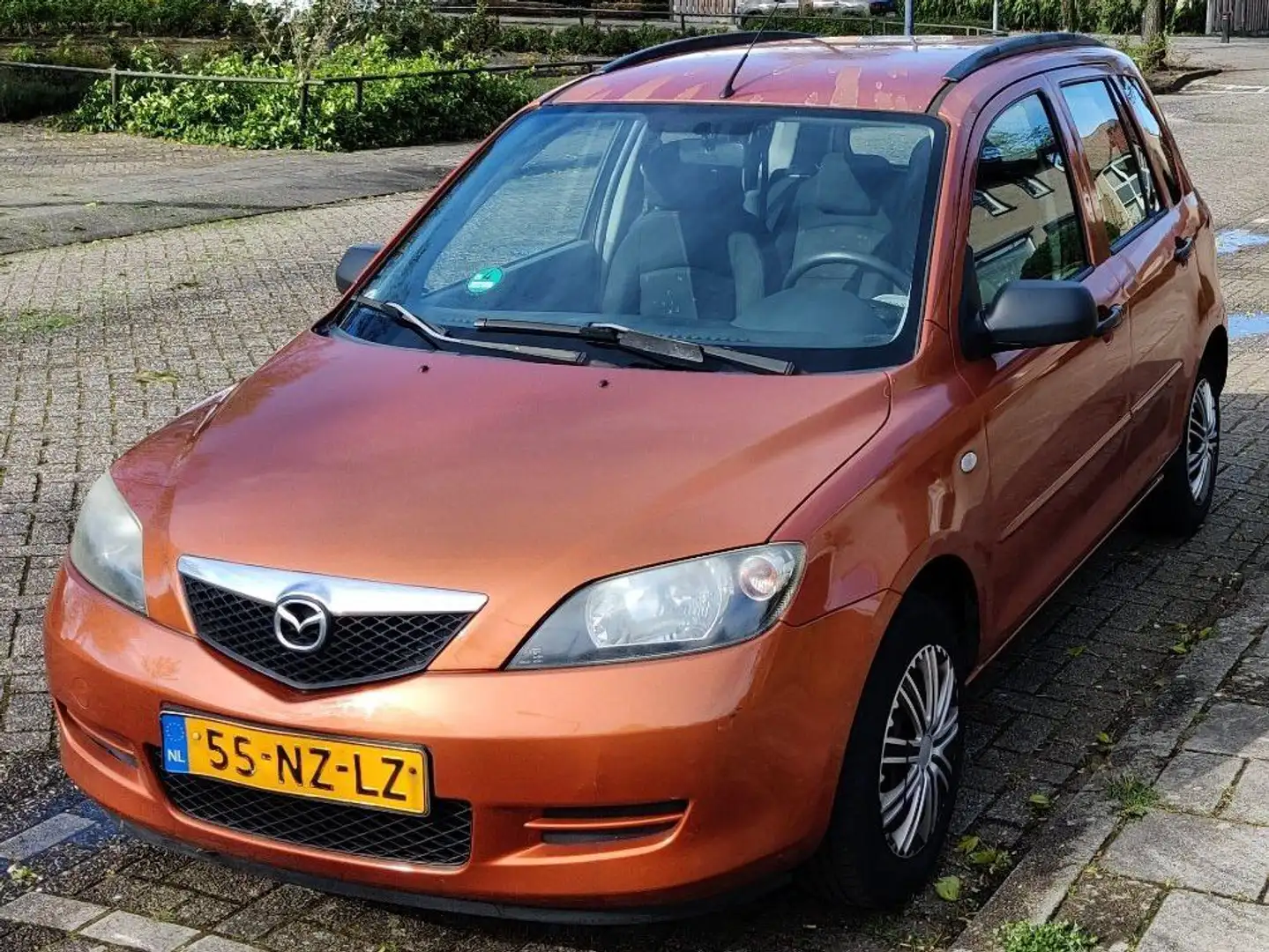 Mazda 2 1.4 Exclusive Arancione - 1