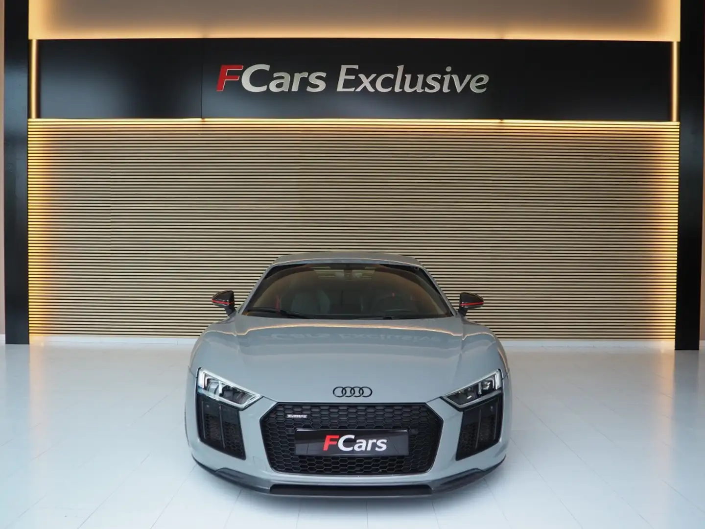 Audi R8 5.2 FSI V10 plus quattro S Tronic Gris - 2