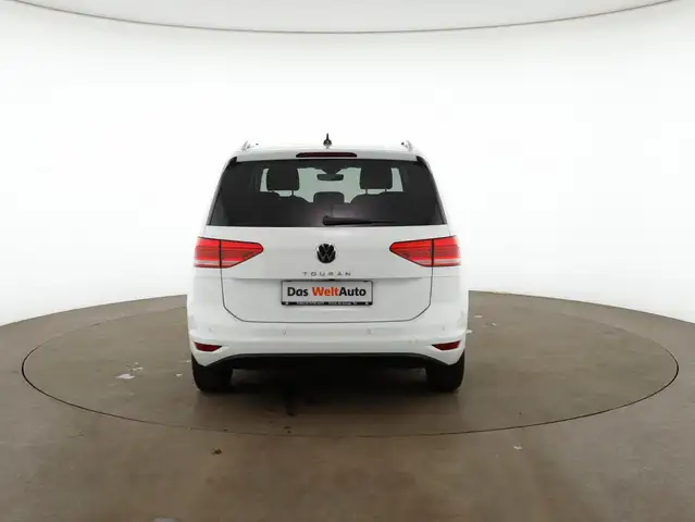 Volkswagen Touran view 6