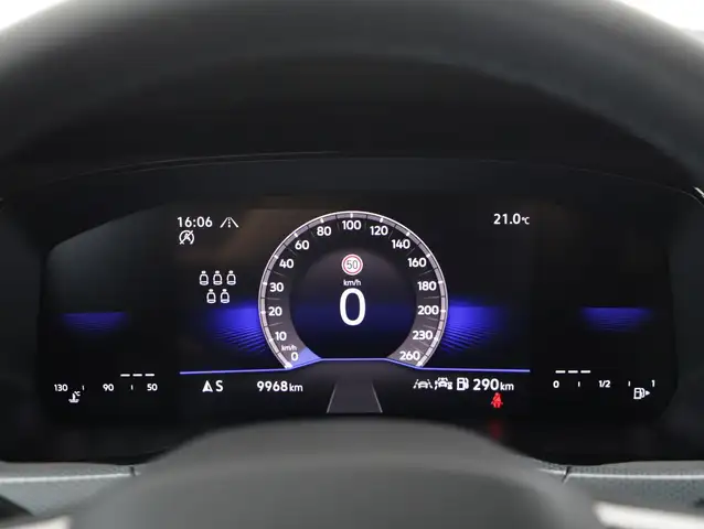 Volkswagen Touran view 12
