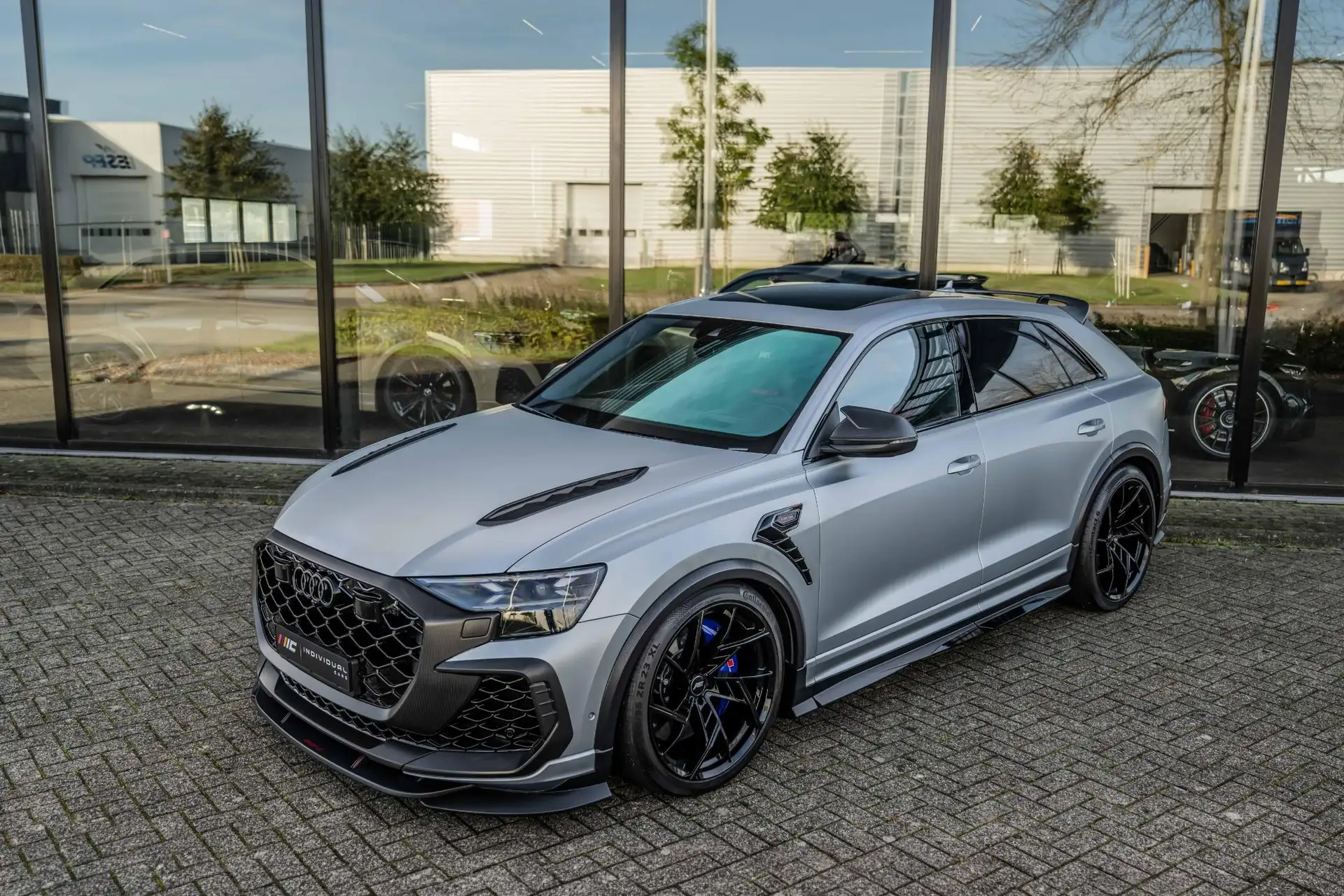 아우디 RSQ8 4.0 TFSI 2025 은색 사진 8