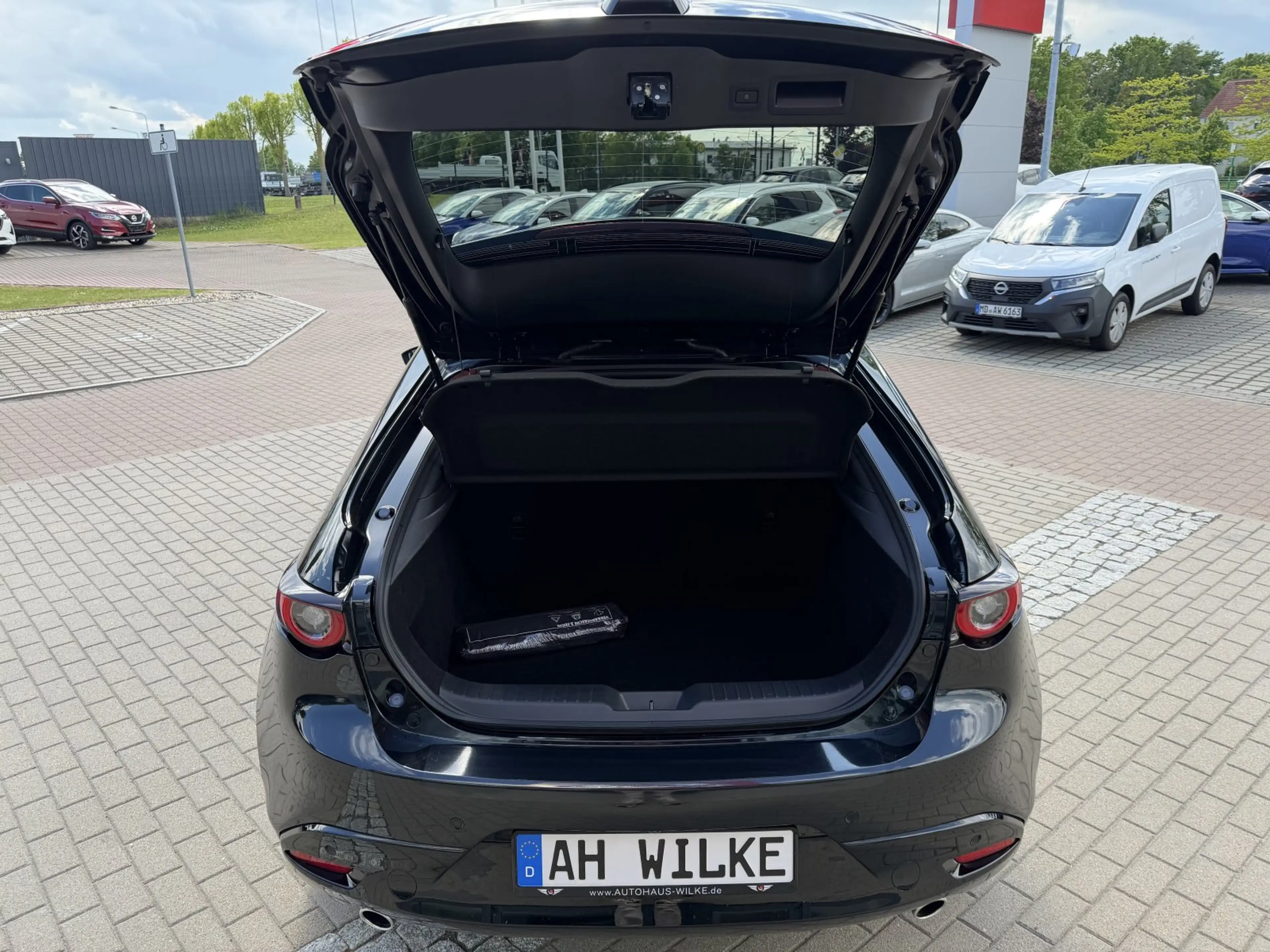Mazda 3 AT  2,5-Liter 140 TAKUMI/BOSE/360° — photo 13