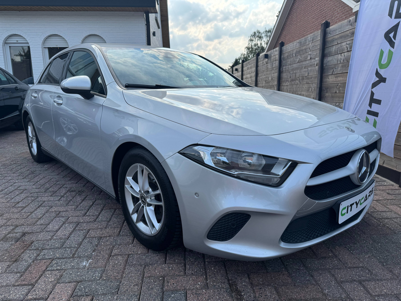 Mercedes-Benz A 180 d-ÉTAT NEUF!-CARNET COMPLET MERCEDES-EU6 d-1 AN DE GARANTIE-TOPDEAL!! — photo 2
