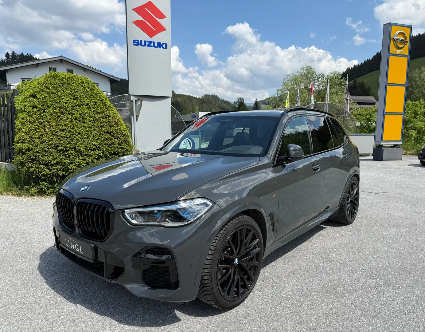BMW X5 xDrive 30d M Sport *INDIVIDUAL* Grau - 1